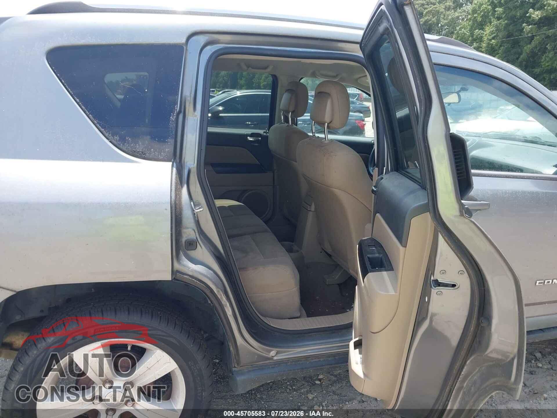 JEEP COMPASS 2011 - 1J4NT1FA2BD252891
