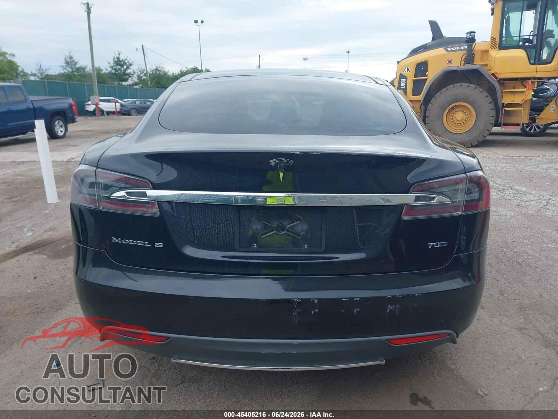 TESLA MODEL S 2015 - 5YJSA1E28FF103716