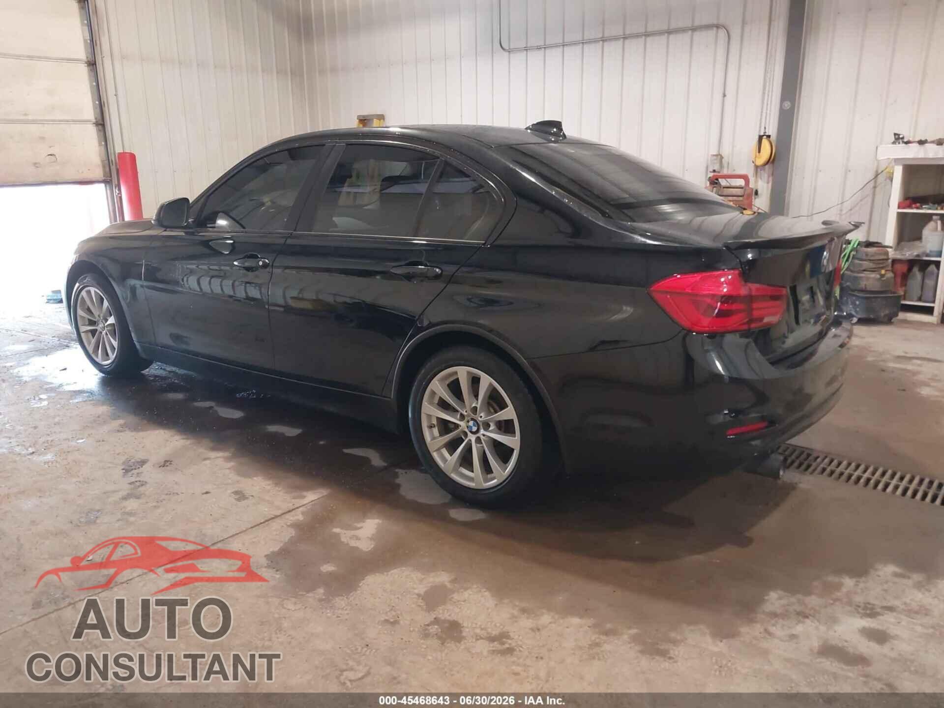 BMW 320I 2016 - WBA8E5G53GNU20123