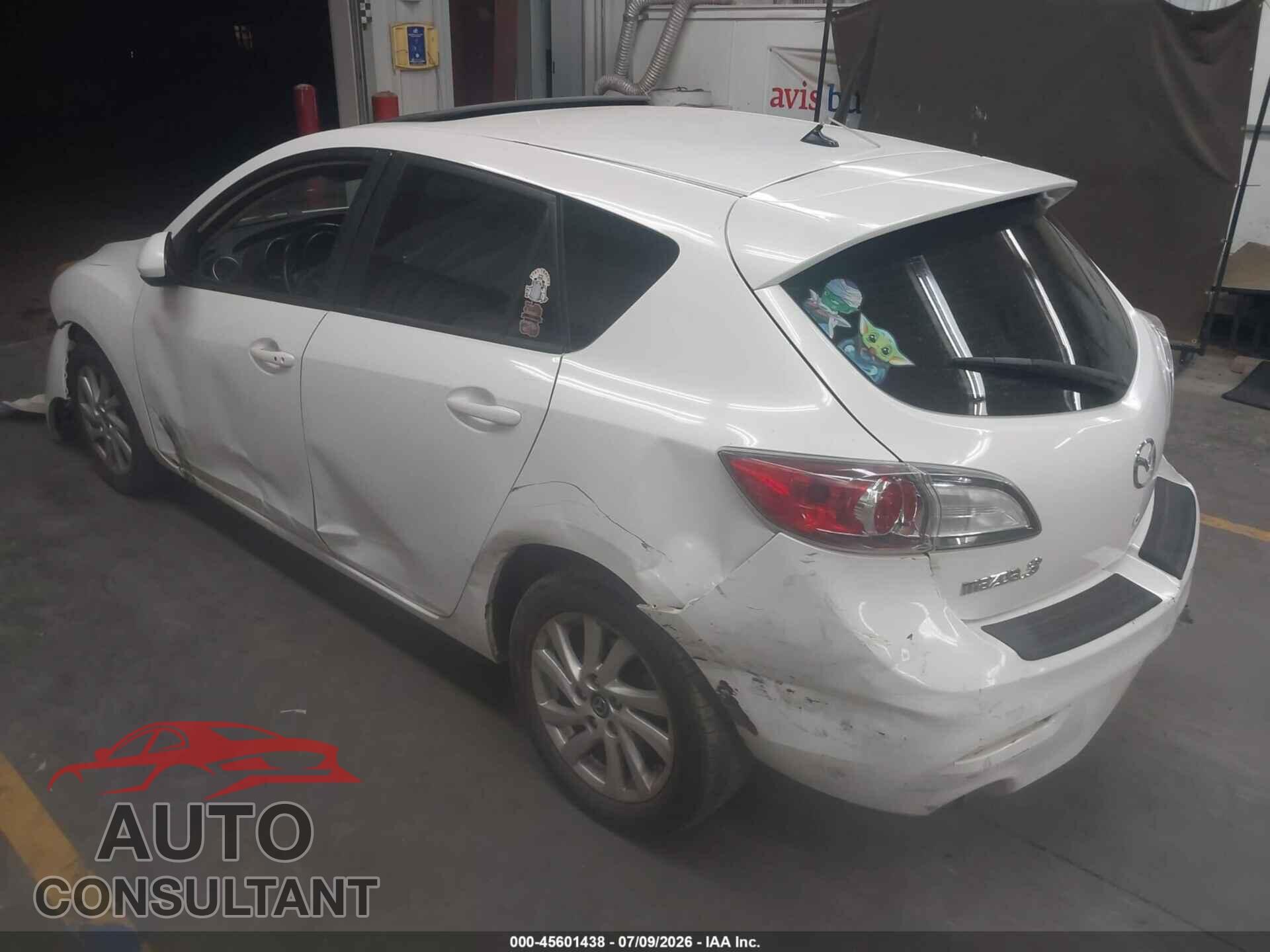 MAZDA MAZDA3 2013 - JM1BL1MP4D1837329