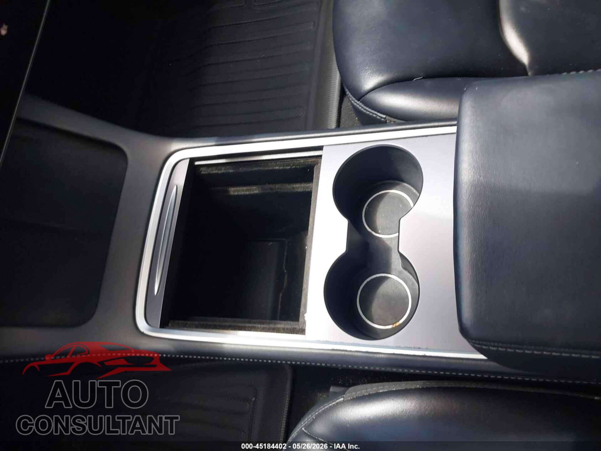 TESLA MODEL 3 2021 - 5YJ3E1EA5MF977440