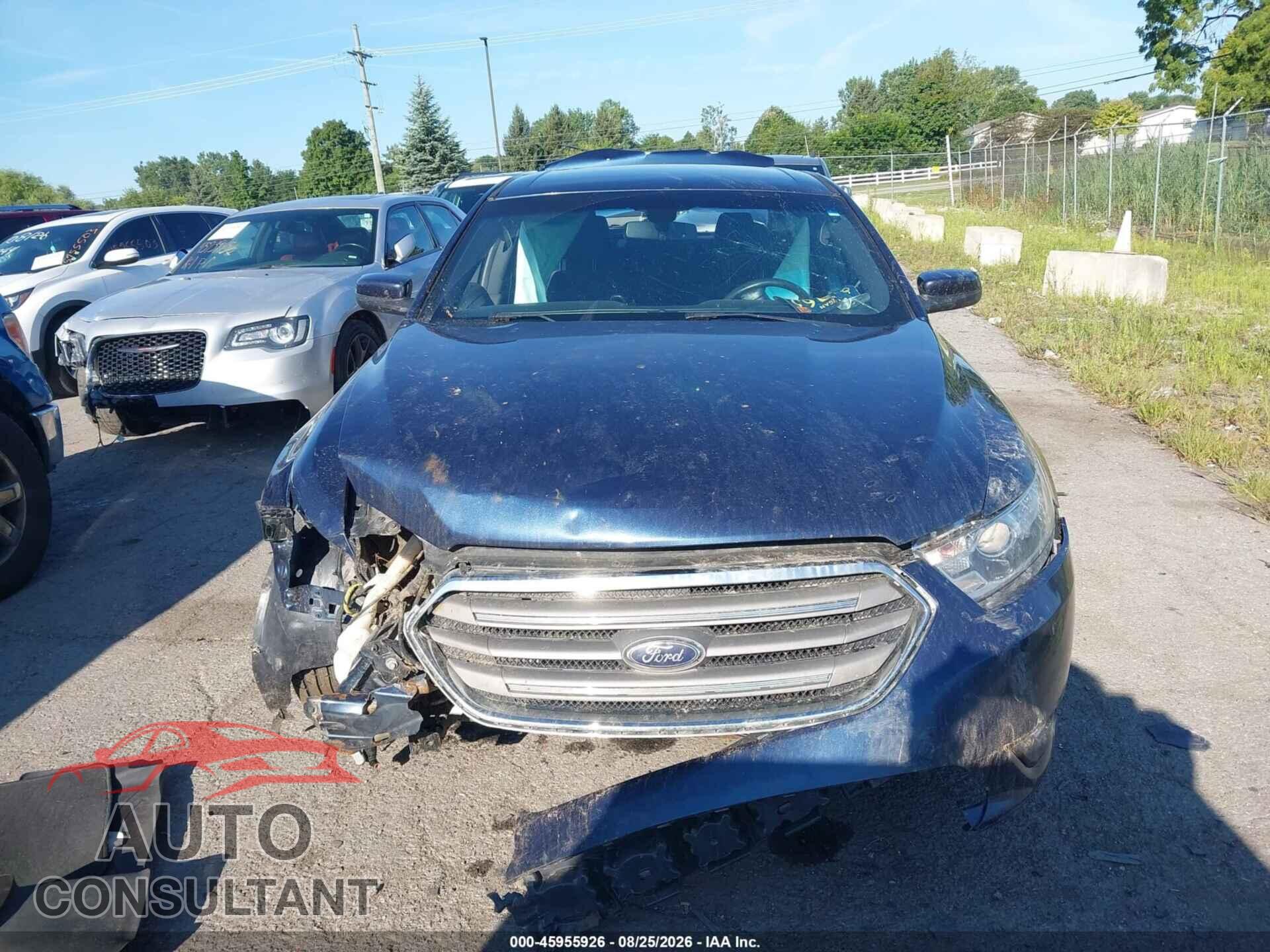 FORD TAURUS 2017 - 1FAHP2E85HG137324