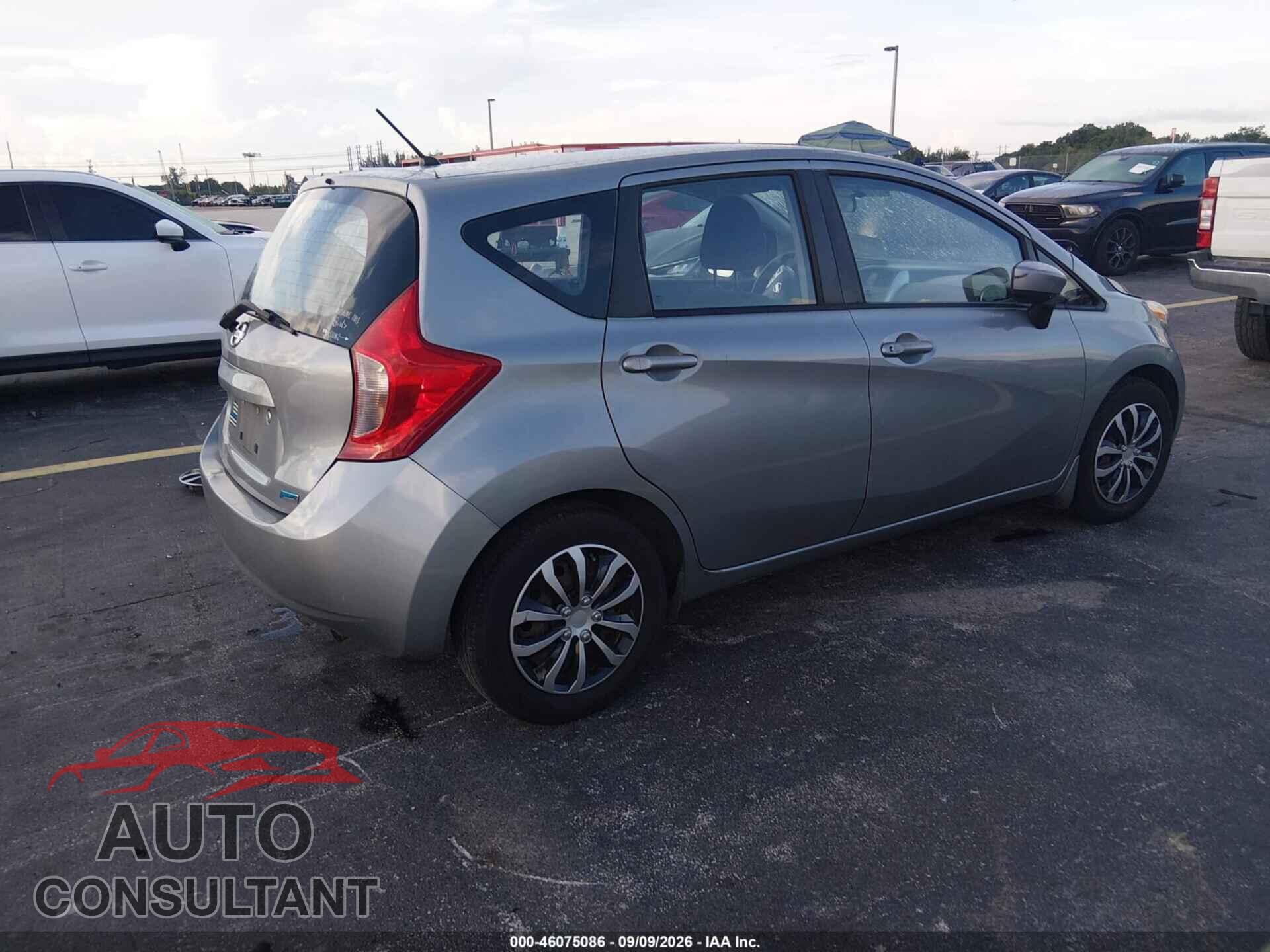 NISSAN VERSA NOTE 2015 - 3N1CE2CP2FL362297