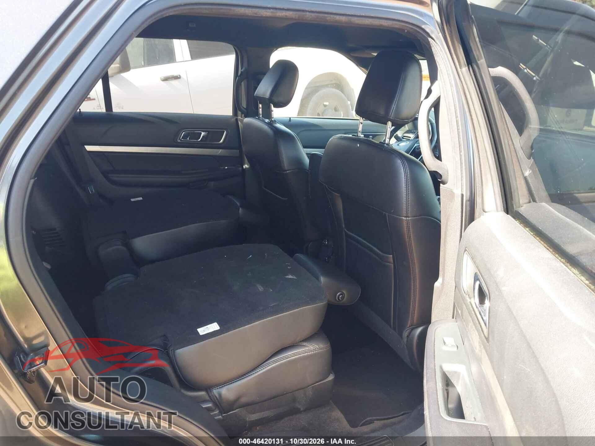 FORD EXPLORER 2018 - 1FM5K7D80JGB96602