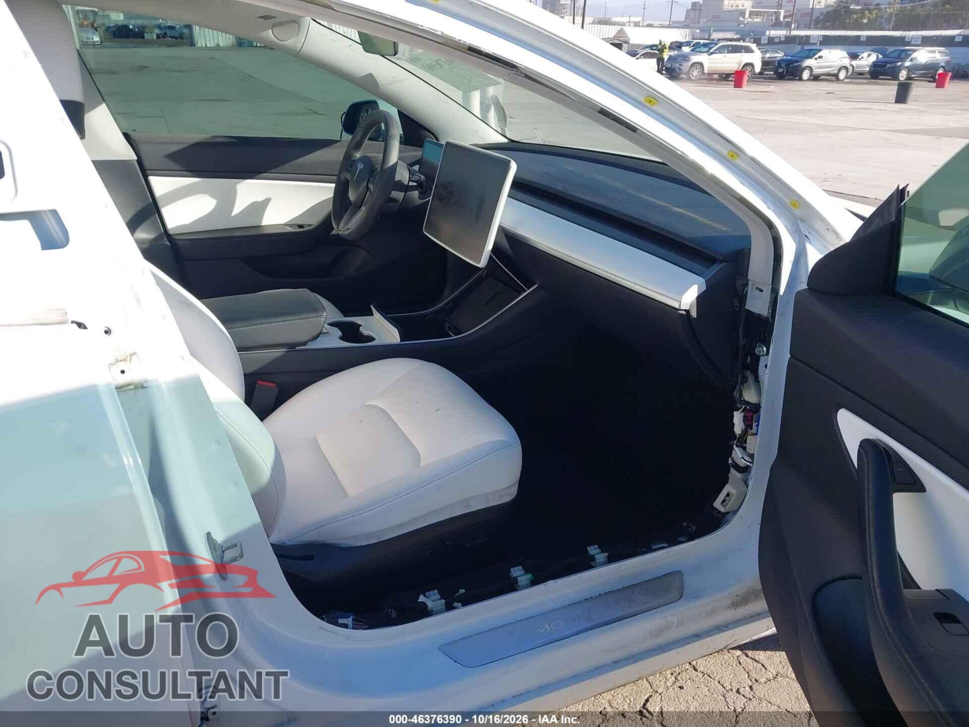 TESLA MODEL 3 2019 - 5YJ3E1EB3KF514377