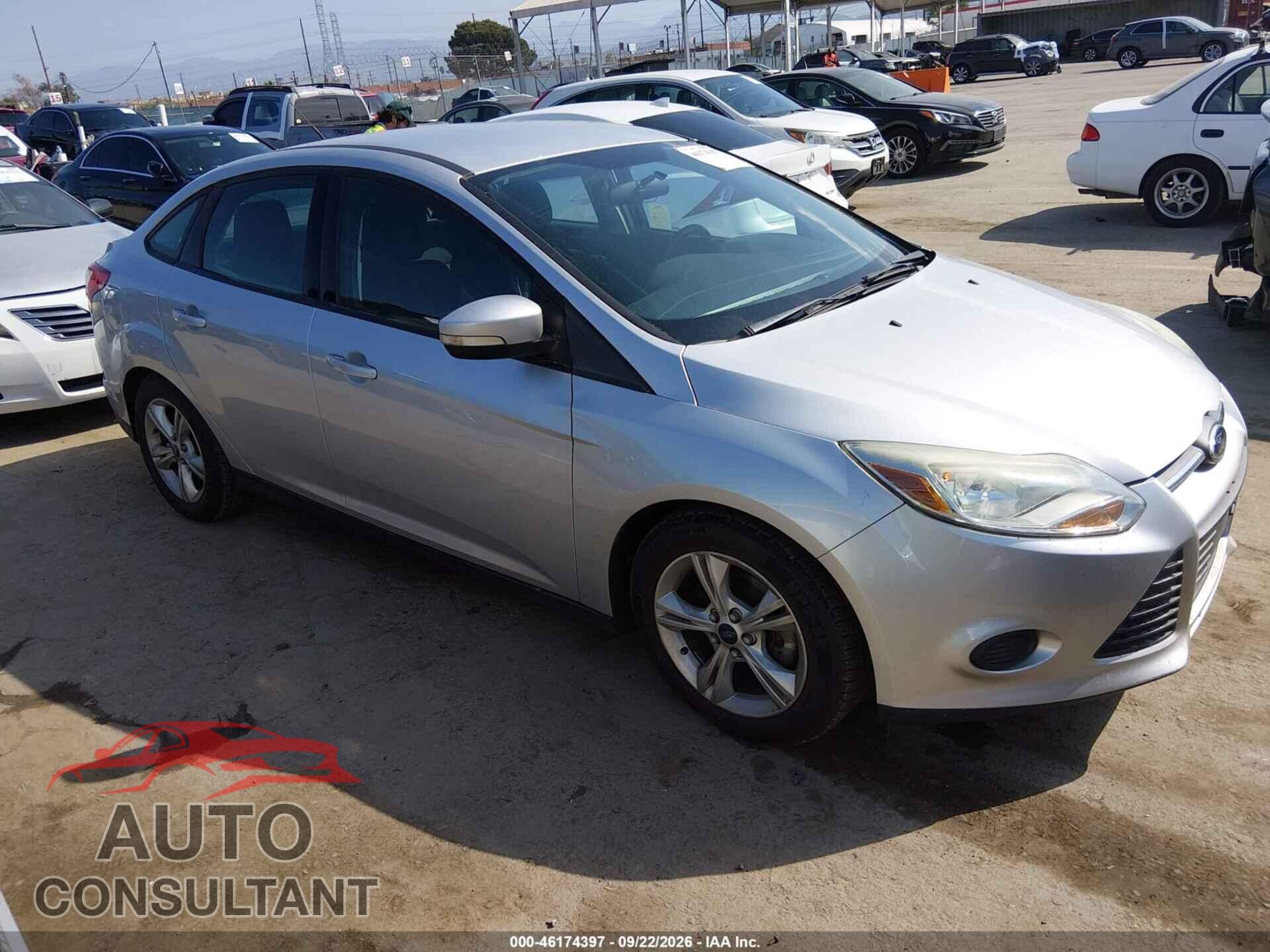 FORD FOCUS 2014 - 1FADP3F2XEL261977