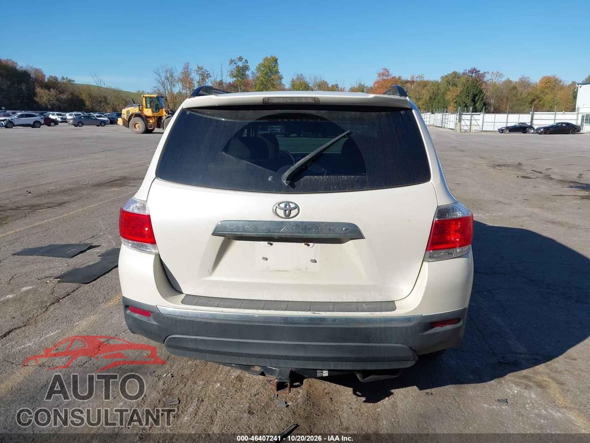 TOYOTA HIGHLANDER 2013 - 5TDZK3EH8DS104885