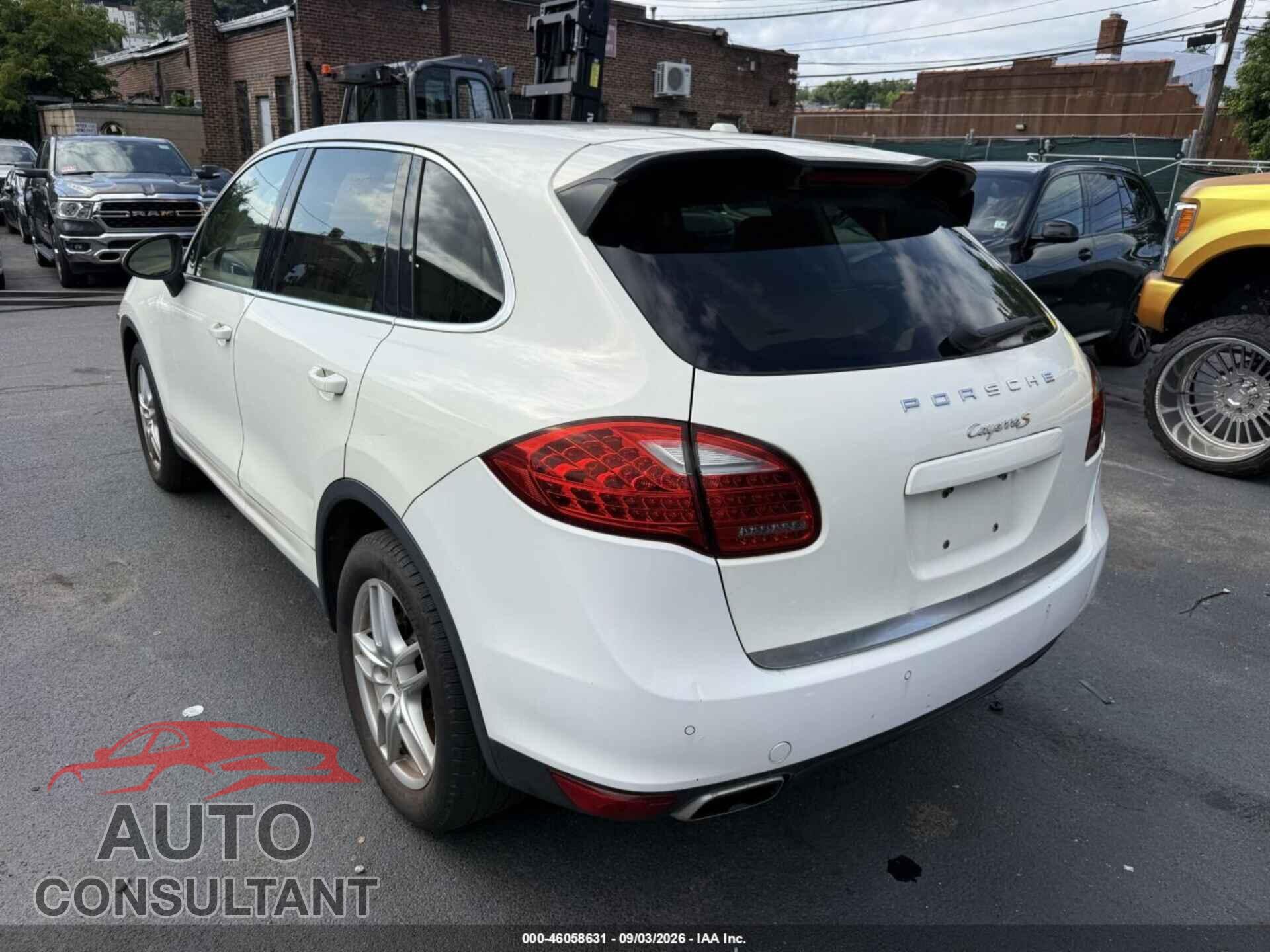 PORSCHE CAYENNE 2011 - WP1AB2A26BLA48287
