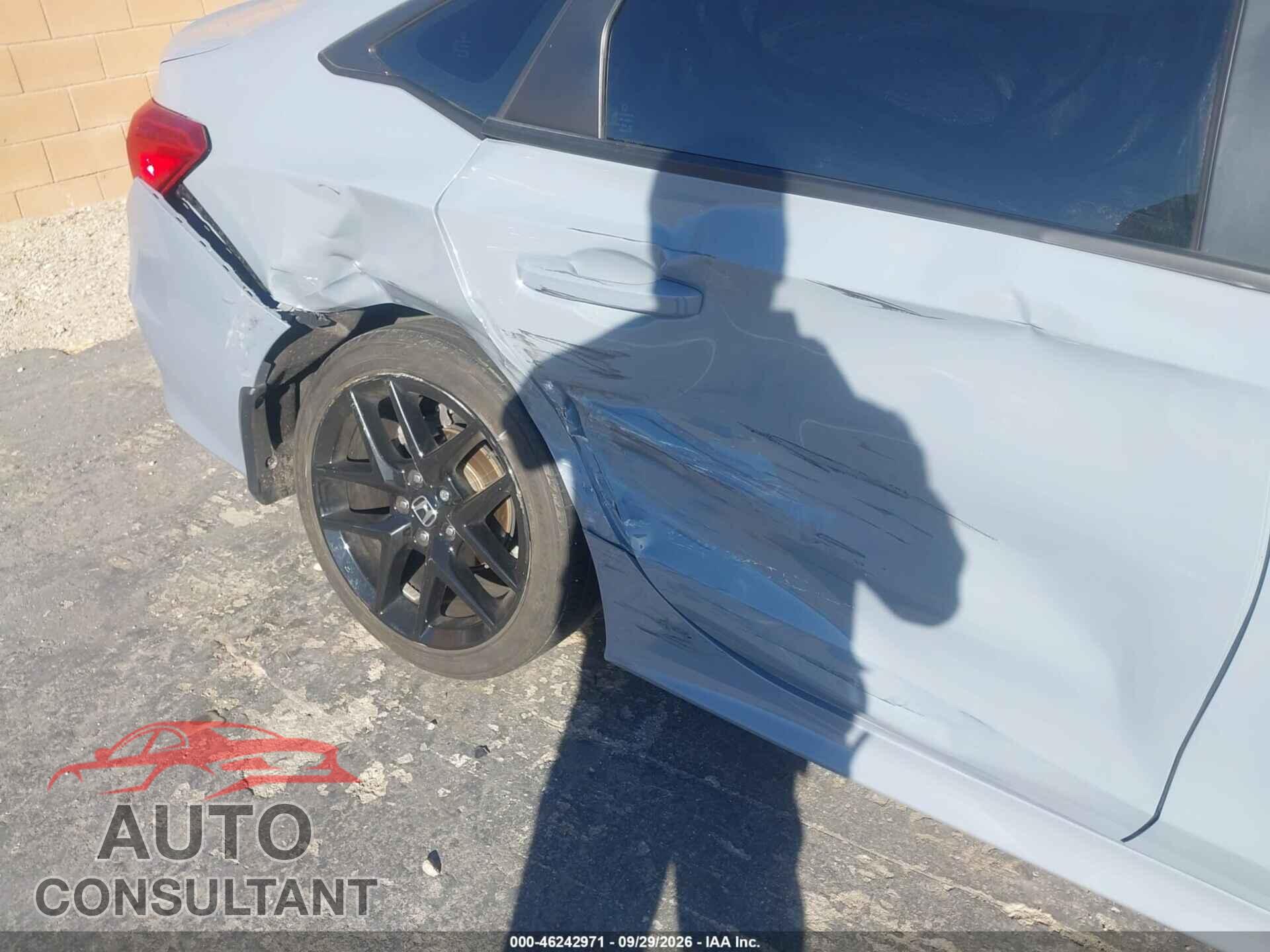 HONDA CIVIC 2023 - 2HGFE2F57PH535327