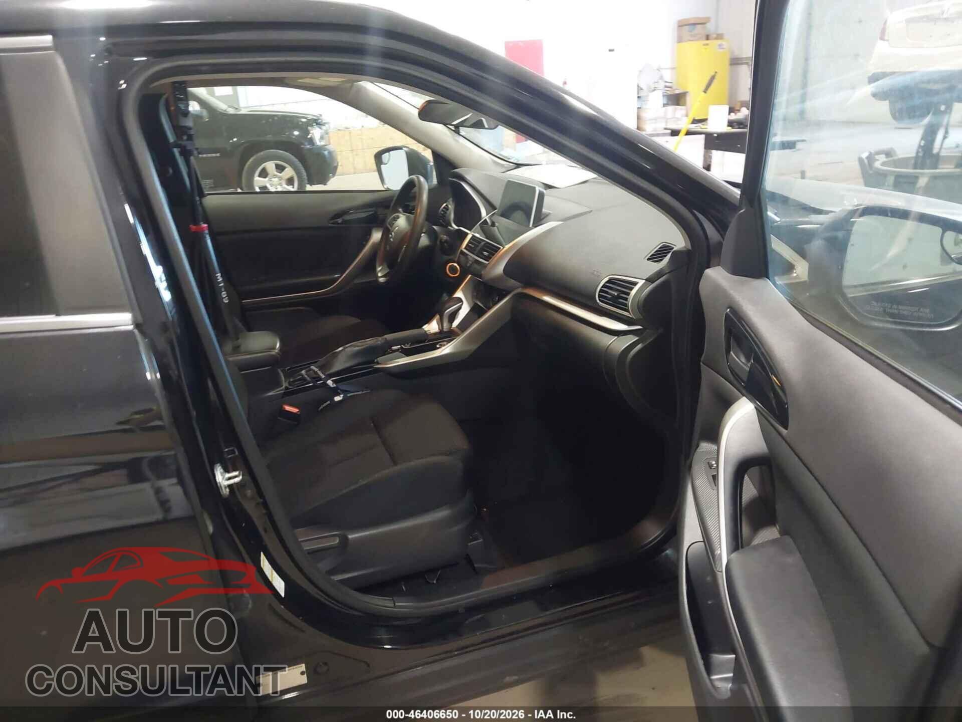 MITSUBISHI ECLIPSE CROSS 2018 - JA4AT4AA6JZ070510