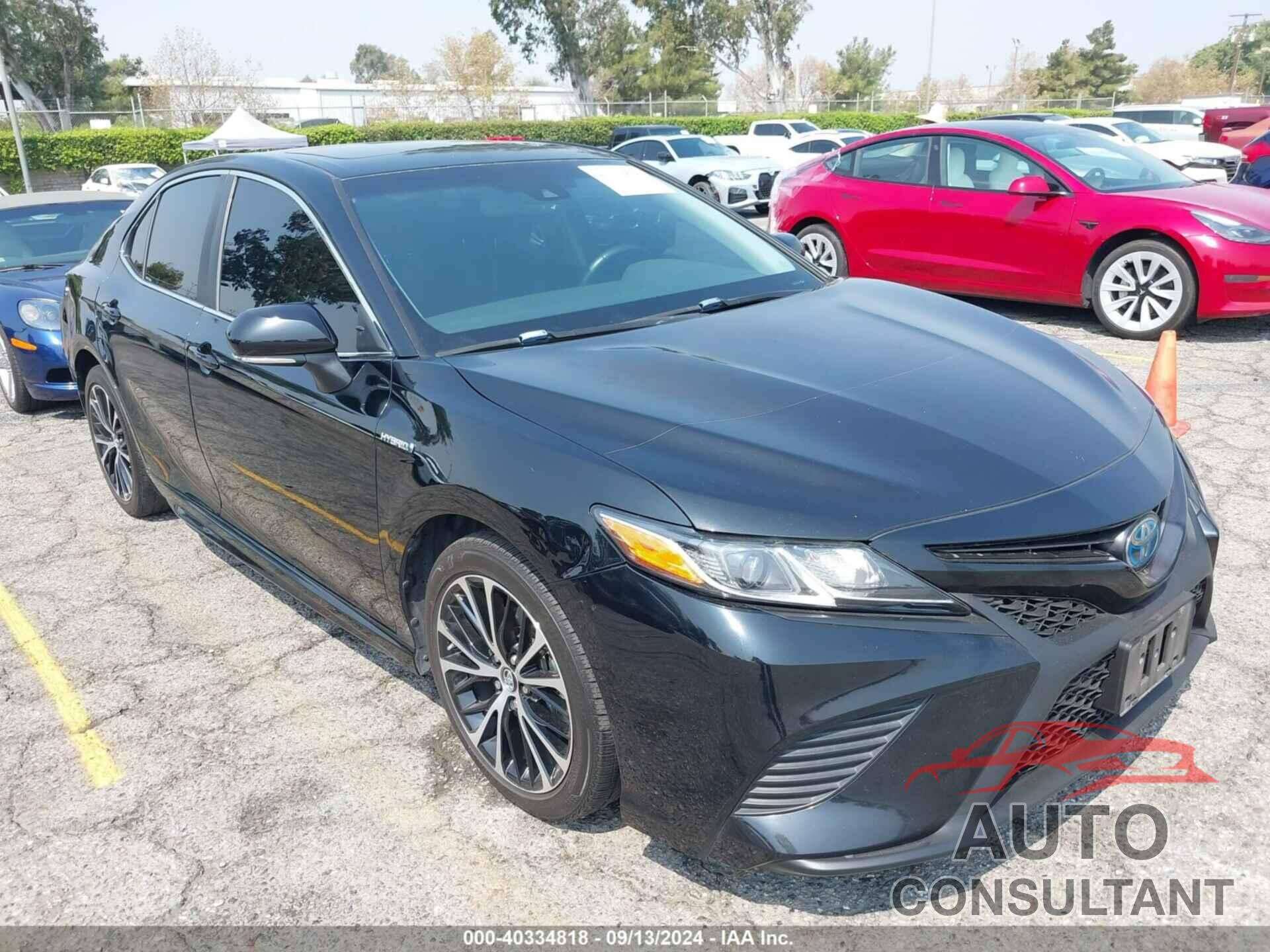 TOYOTA CAMRY HYBRID 2018 - 4T1B21HK6JU509143