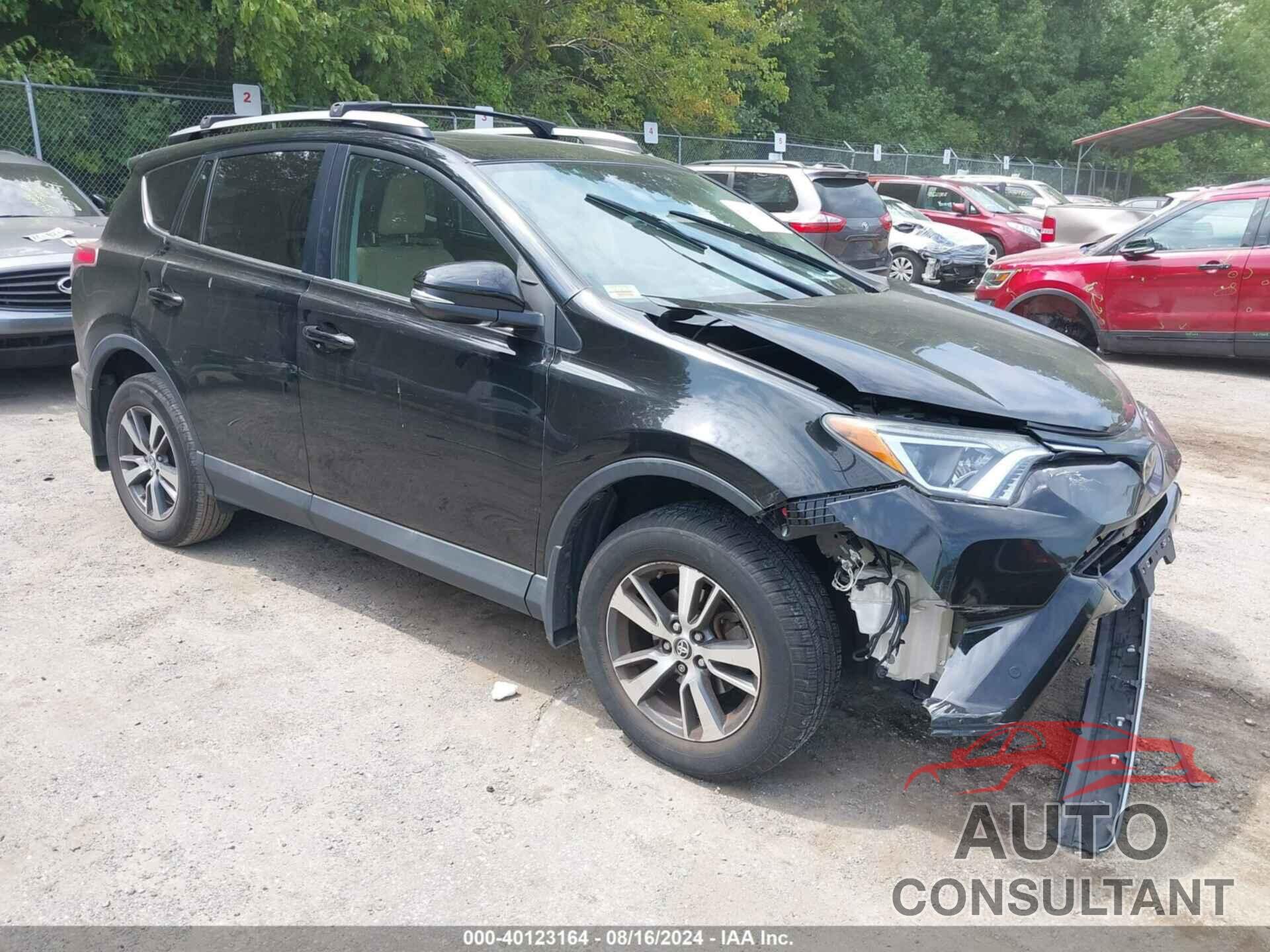 TOYOTA RAV4 2018 - 2T3RFREV0JW750266