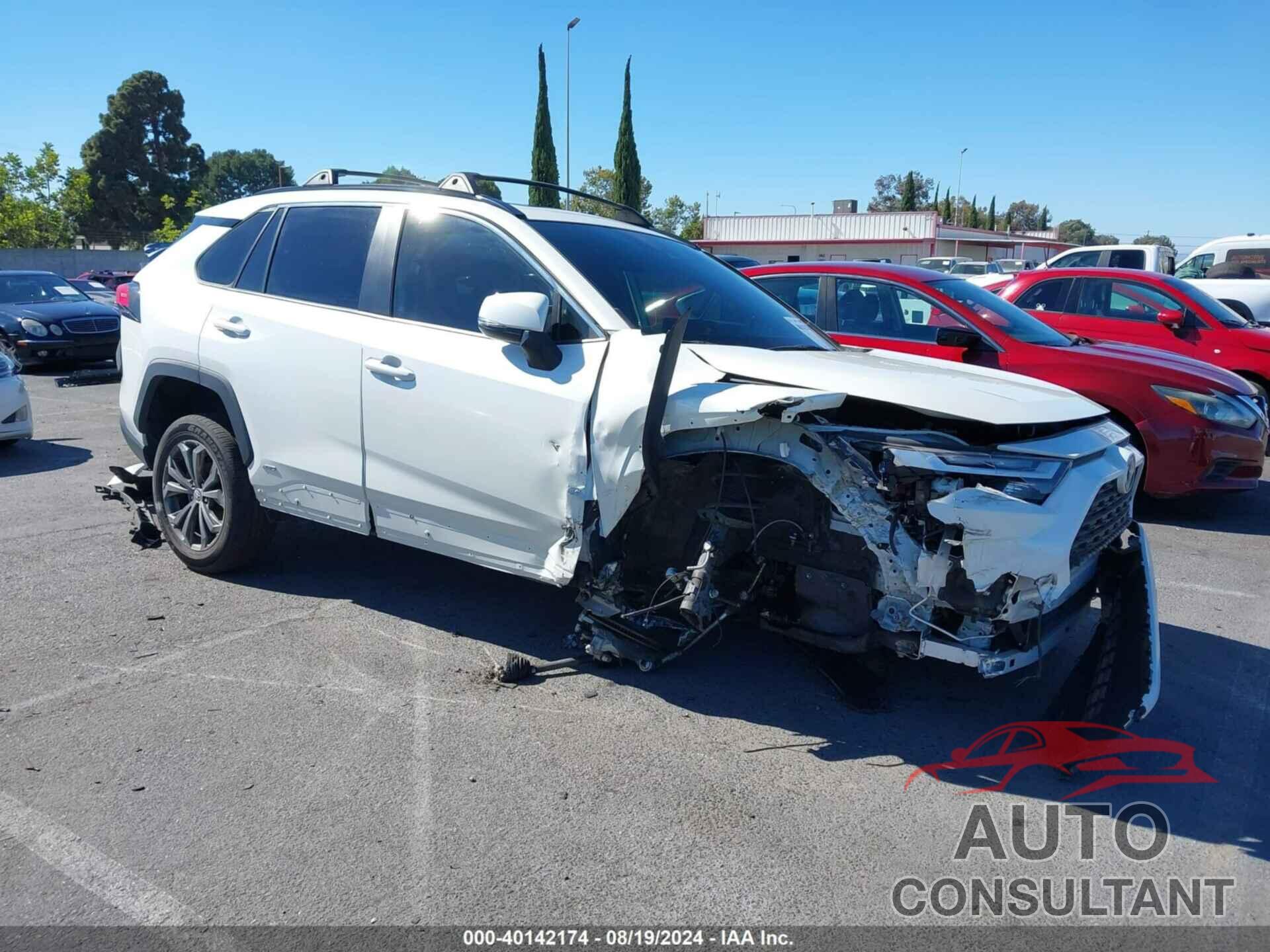 TOYOTA RAV4 HYBRID 2022 - JTMB6RFVXND064819