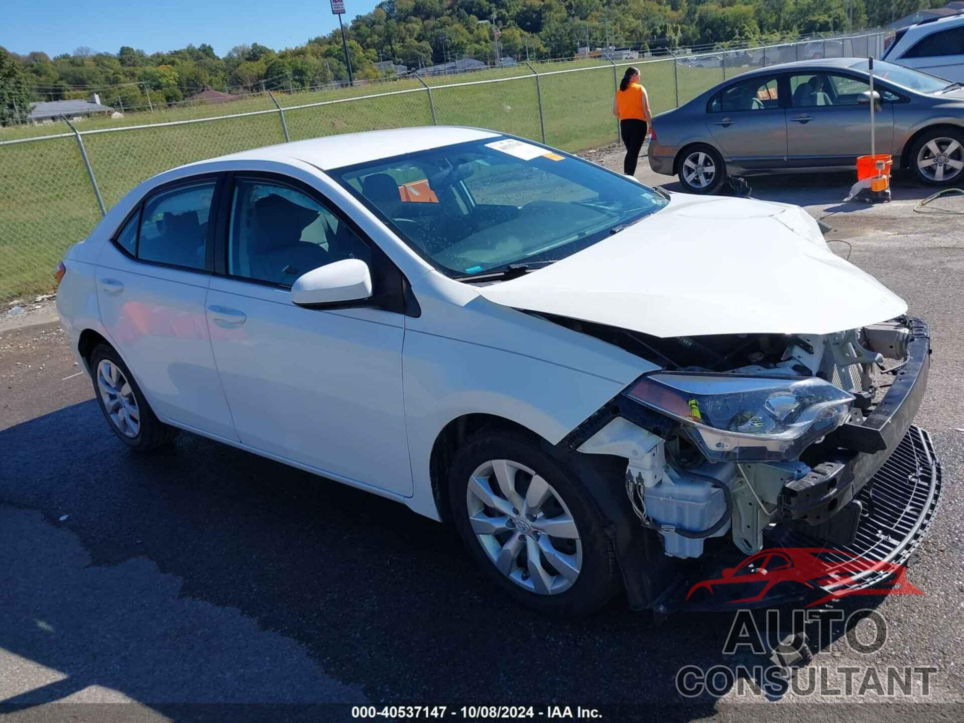 TOYOTA COROLLA 2015 - 5YFBURHE3FP344017