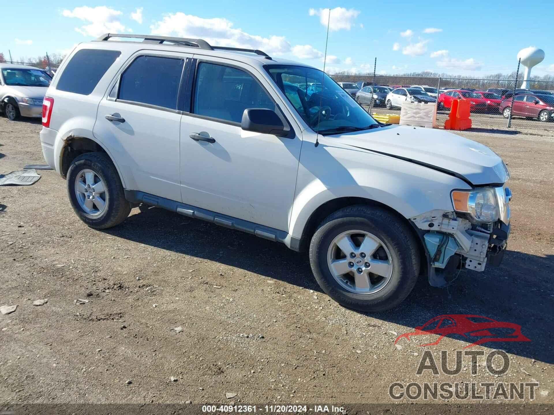 FORD ESCAPE 2009 - 1FMCU03709KC68098