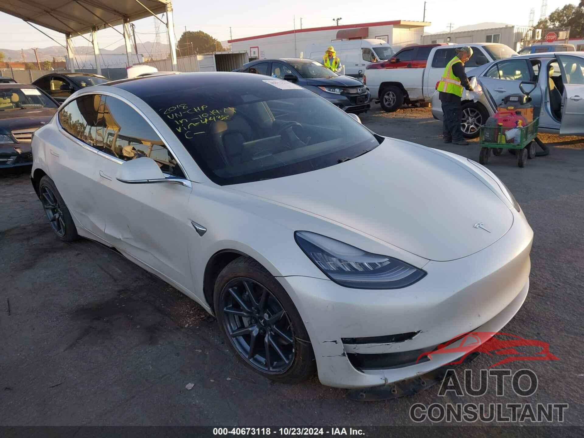 TESLA MODEL 3 2018 - 5YJ3E1EB0JF144438