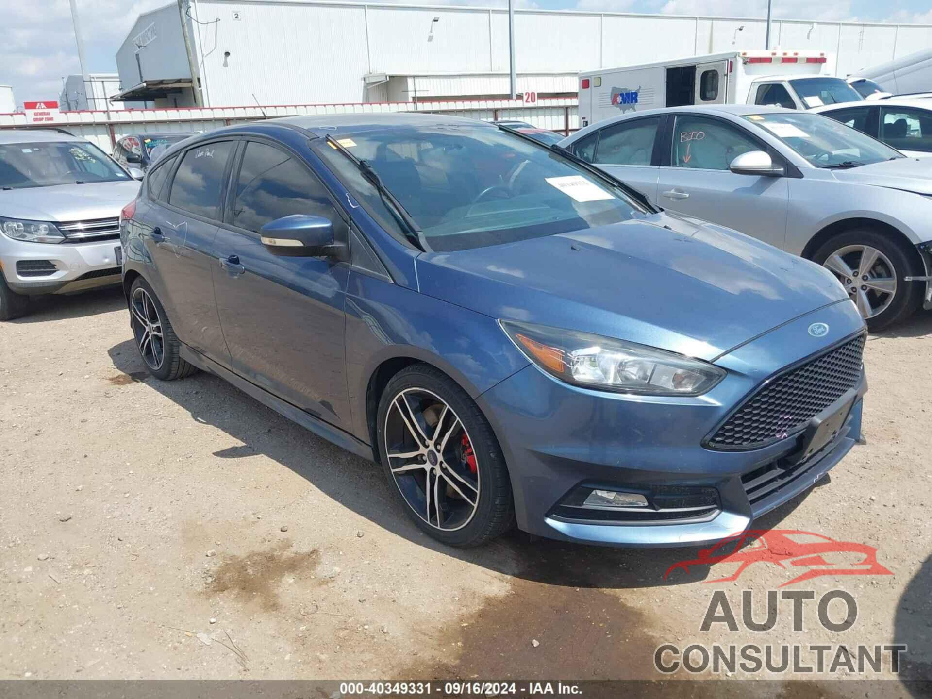 FORD FOCUS ST 2018 - 1FADP3L98JL233011