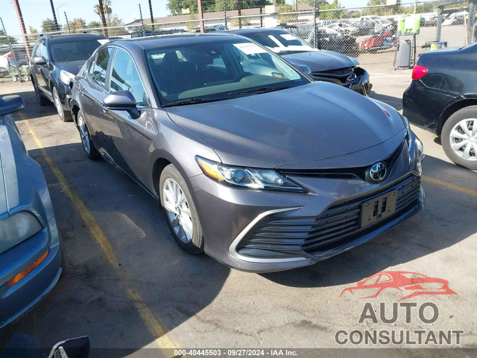 TOYOTA CAMRY 2023 - 4T1C11AK4PU804199
