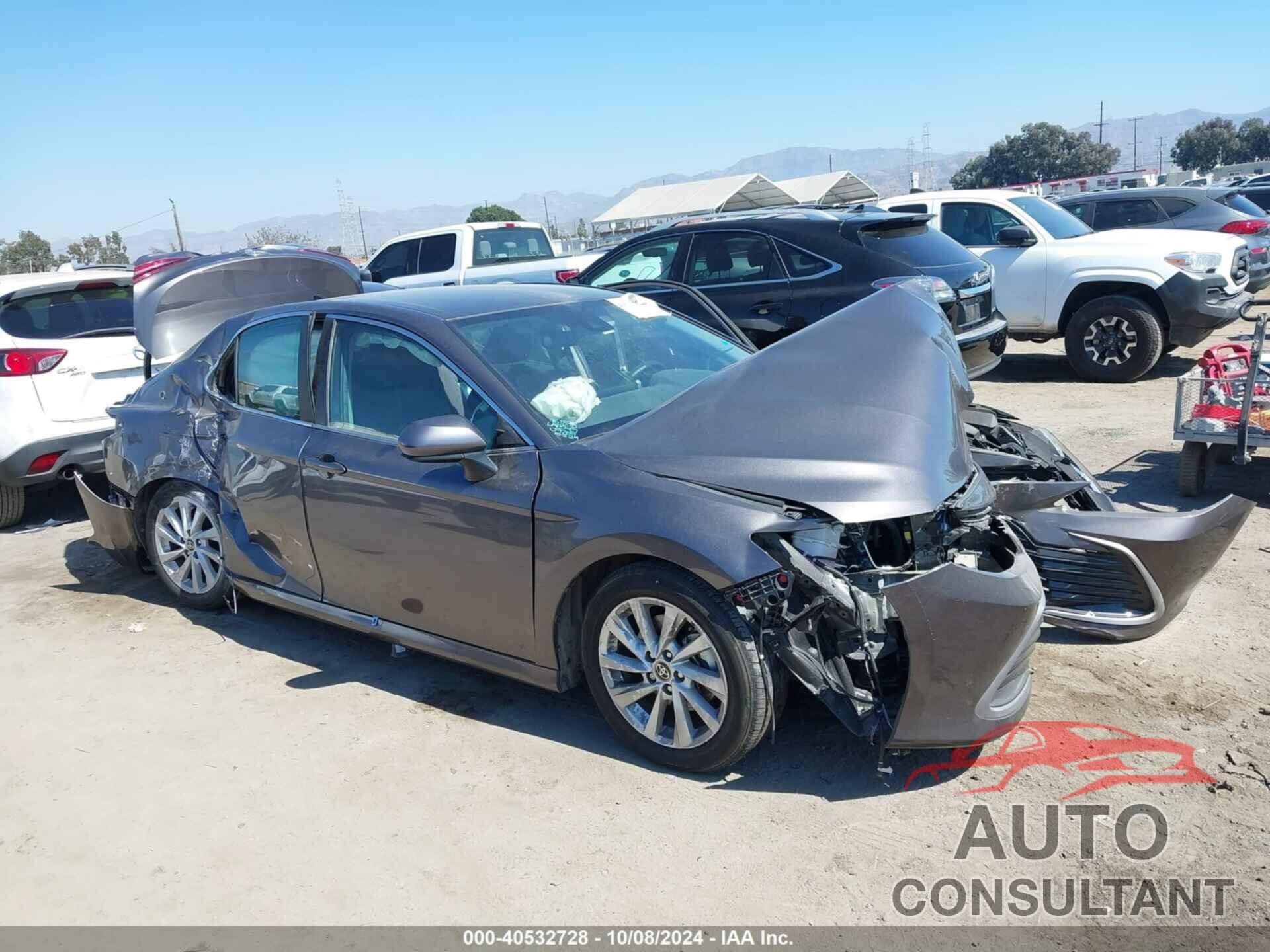 TOYOTA CAMRY 2023 - 4T1C11AK5PU764859