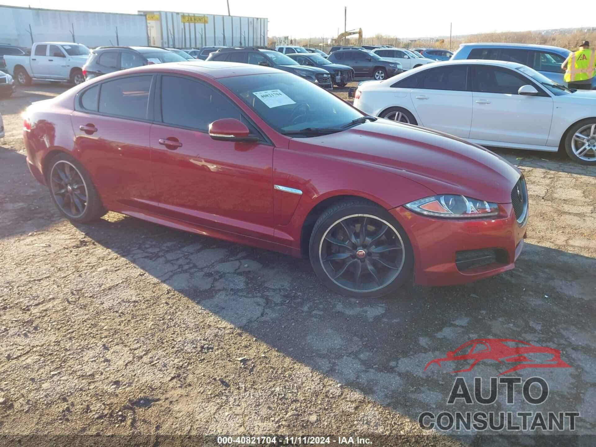 JAGUAR XF 2015 - SAJWJ0FF8F8U49893