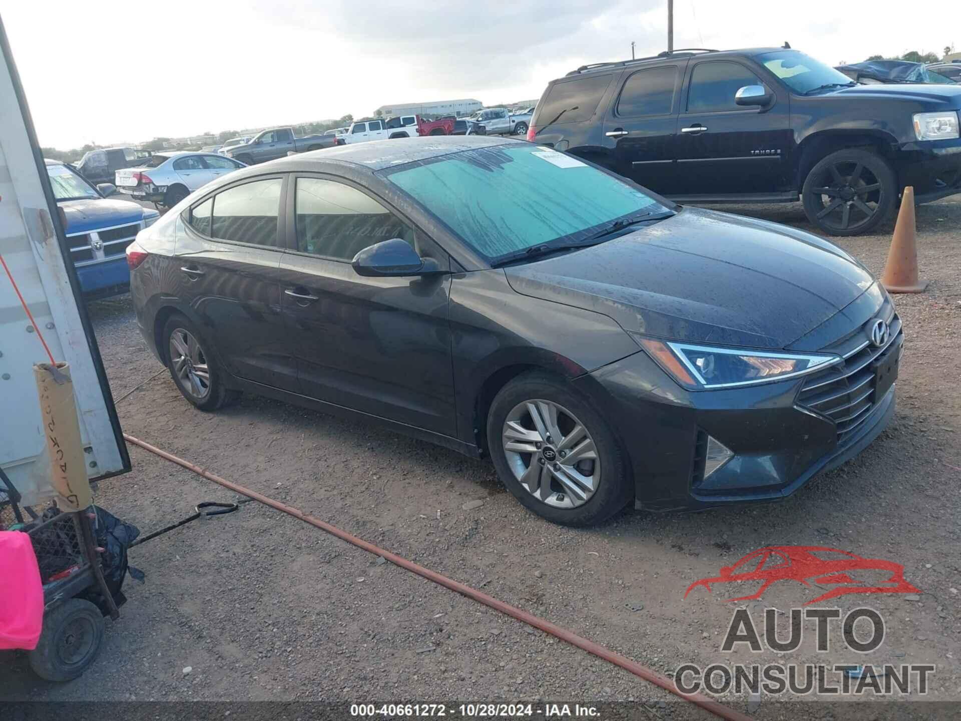 HYUNDAI ELANTRA 2020 - 5NPD84LF1LH608604