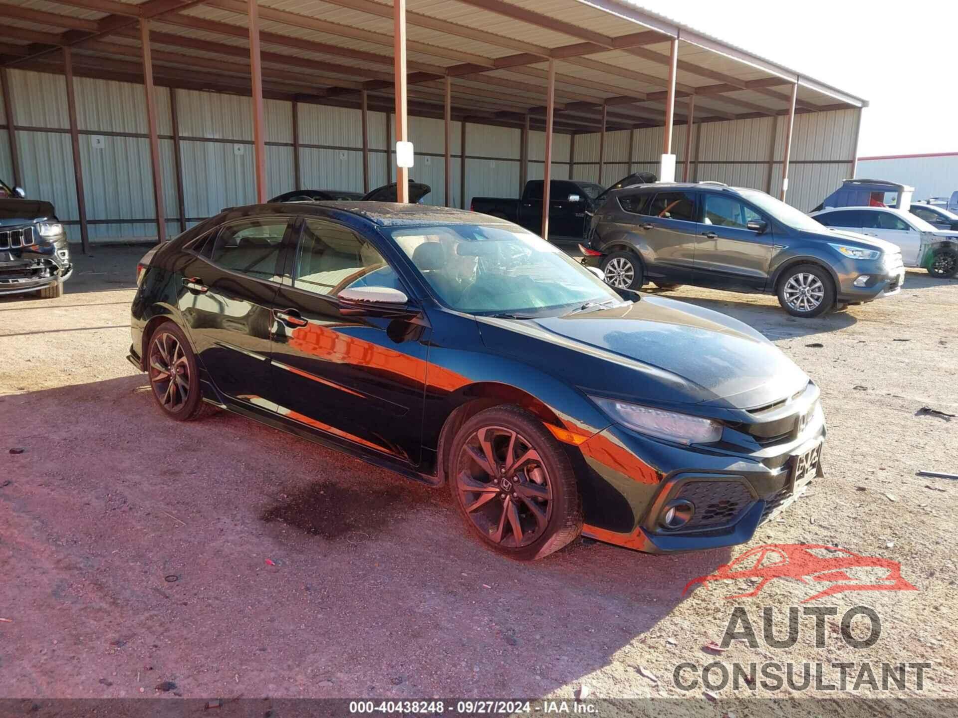 HONDA CIVIC 2018 - SHHFK7H93JU213431