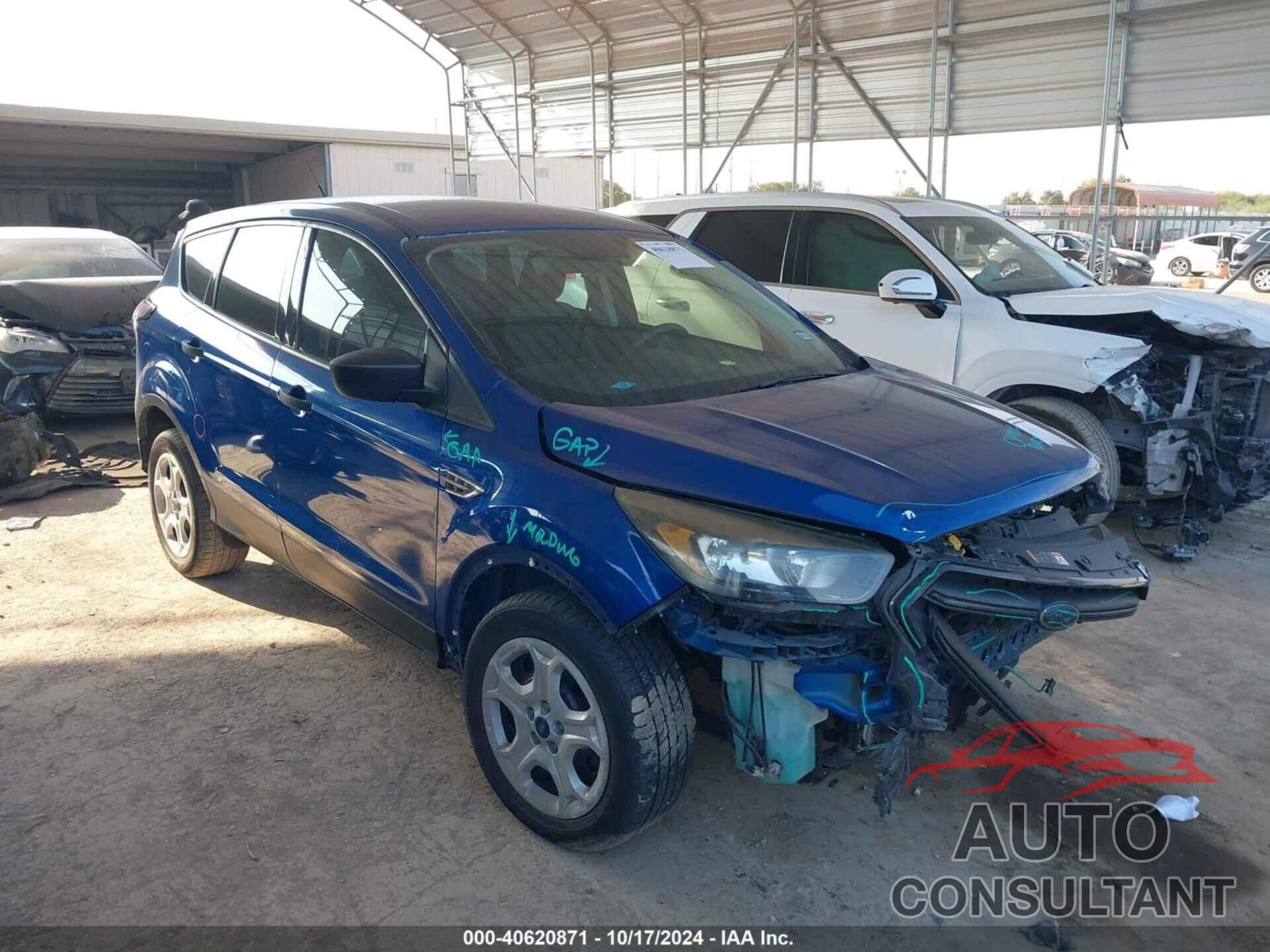 FORD ESCAPE 2018 - 1FMCU0F70JUA90410