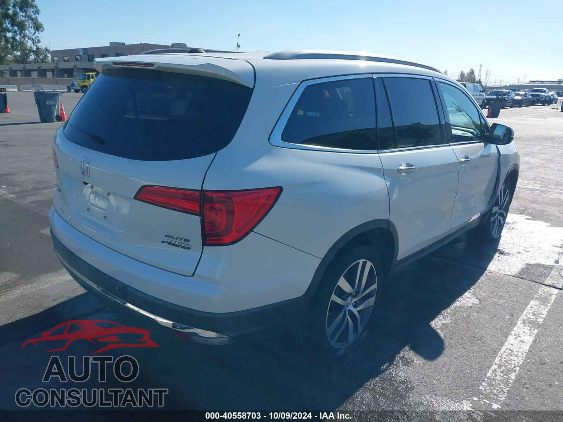 HONDA PILOT 2017 - 5FNYF6H01HB053442