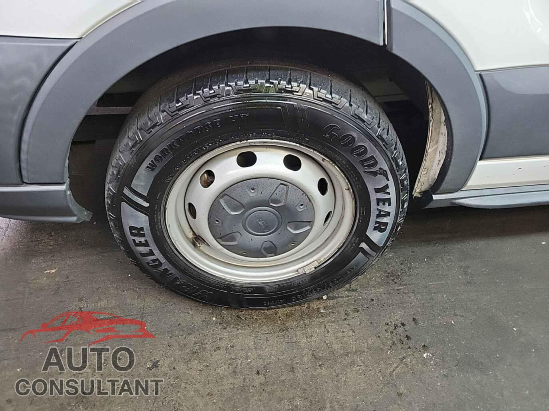 FORD TRANSIT 2018 - 1FTYE1YM2JKB52014