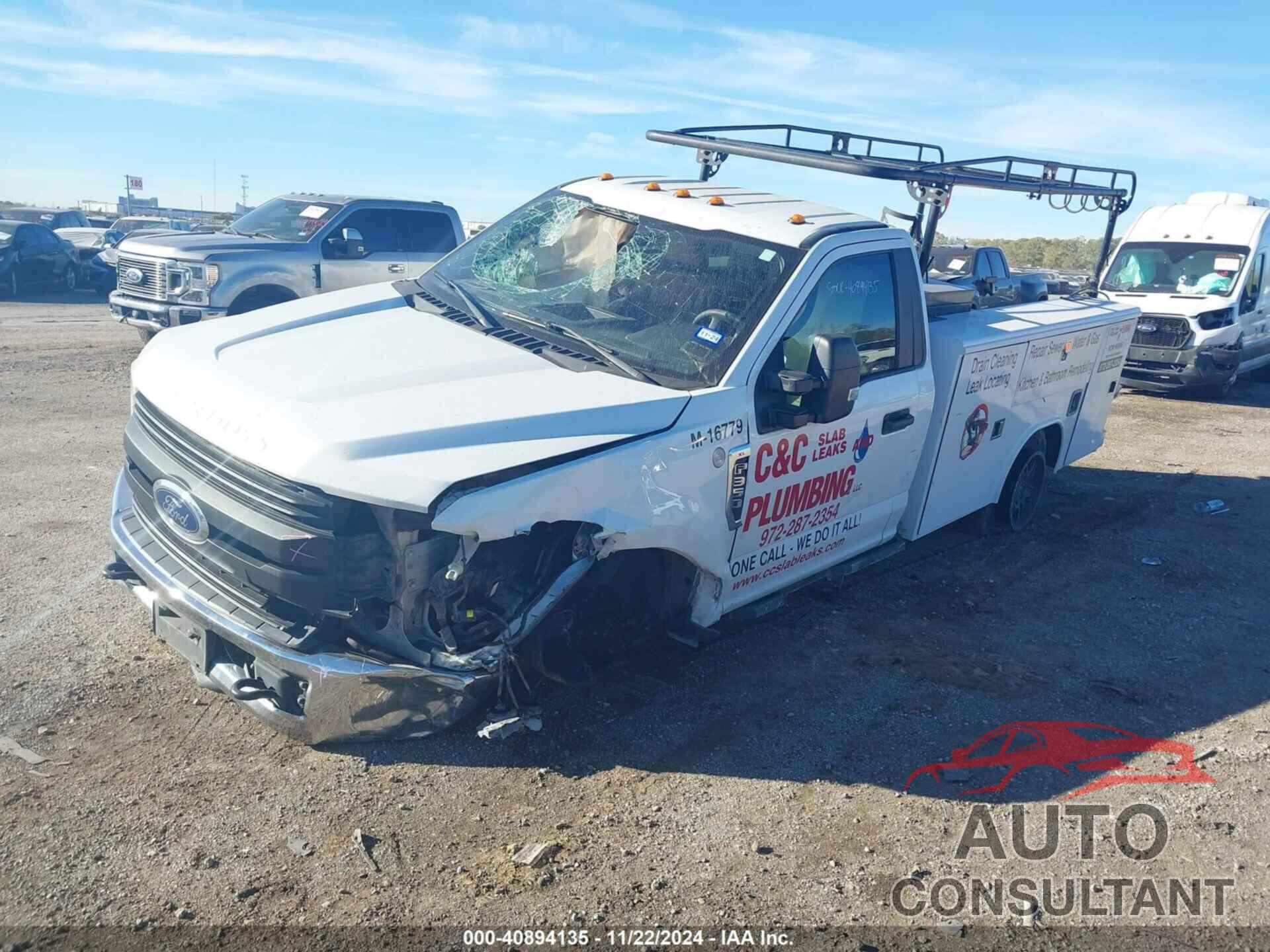 FORD F-350 CHASSIS 2019 - 1FDRF3E67KEC35646