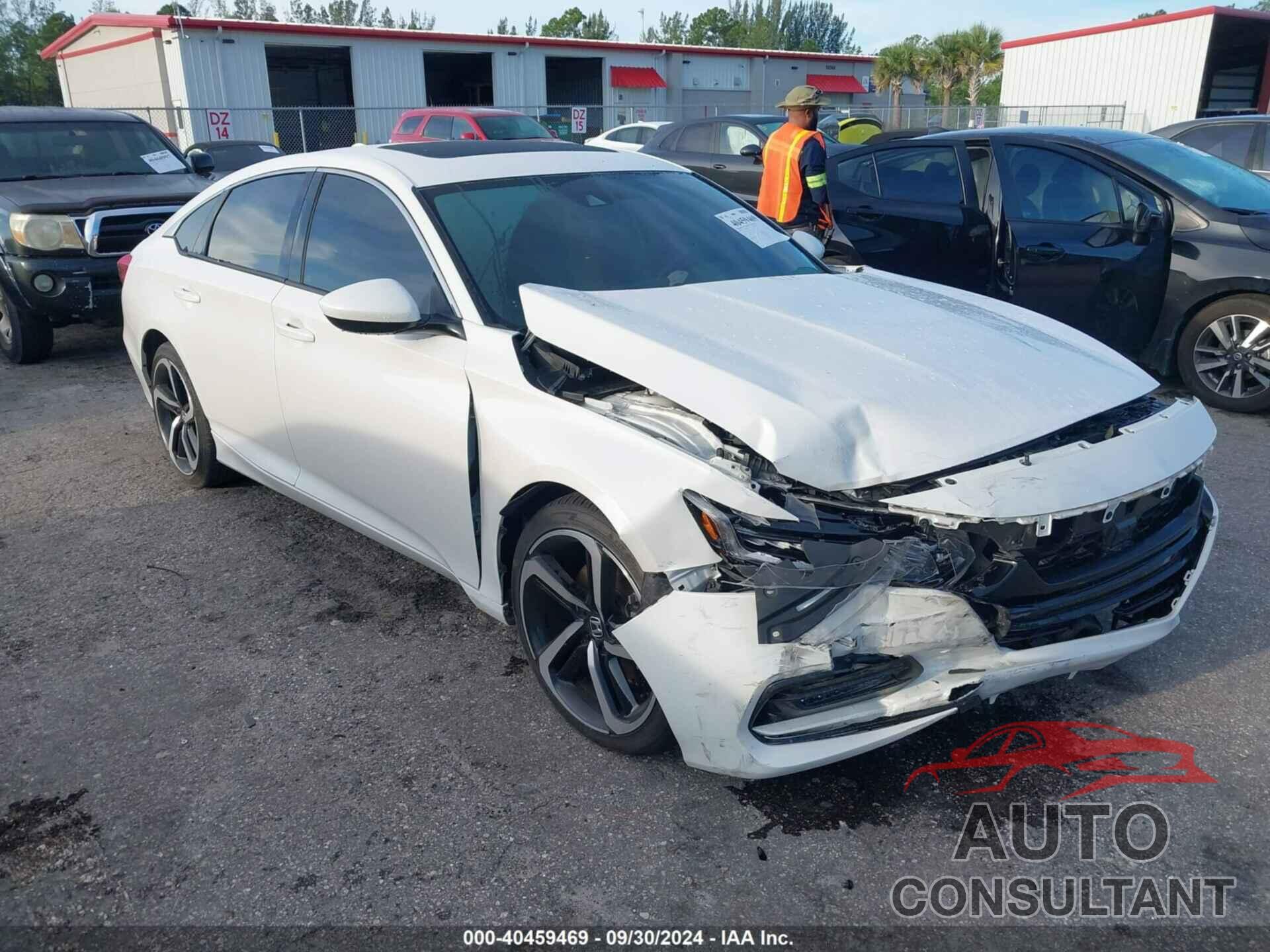 HONDA ACCORD 2018 - 1HGCV2F31JA043576