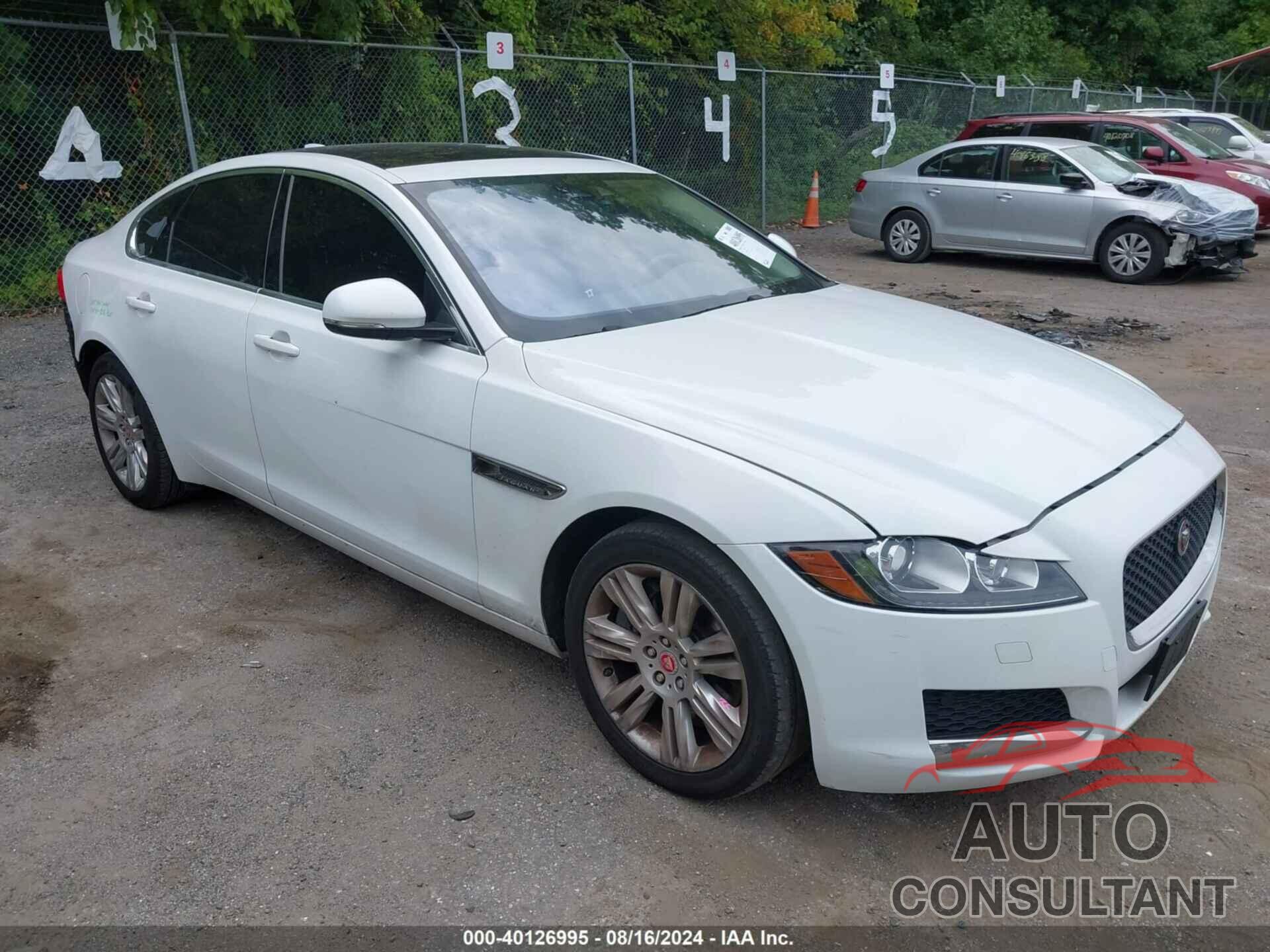 JAGUAR XF 2017 - SAJBJ4BV5HCY35187