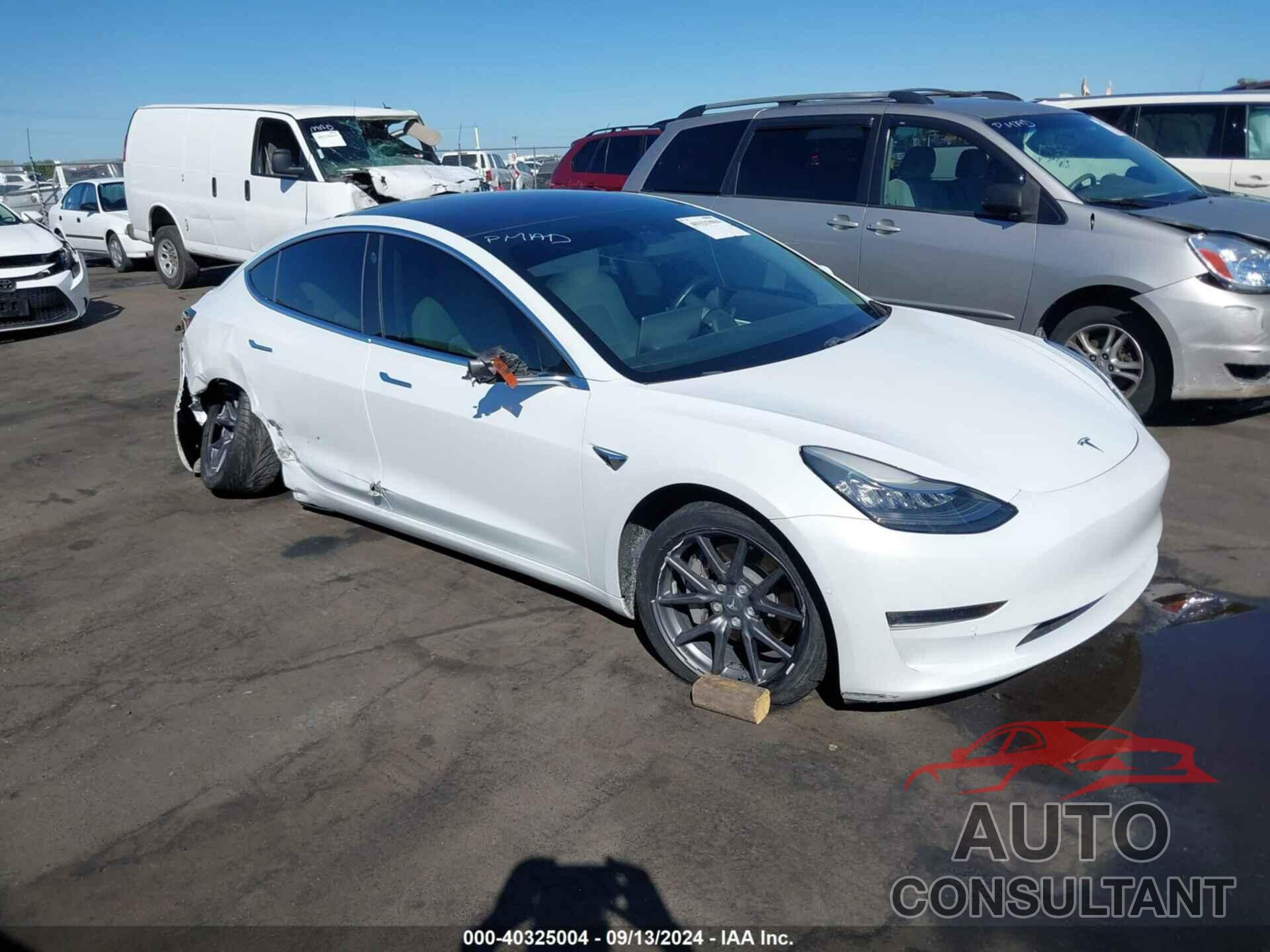 TESLA MODEL 3 2018 - 5YJ3E1EB8JF086479