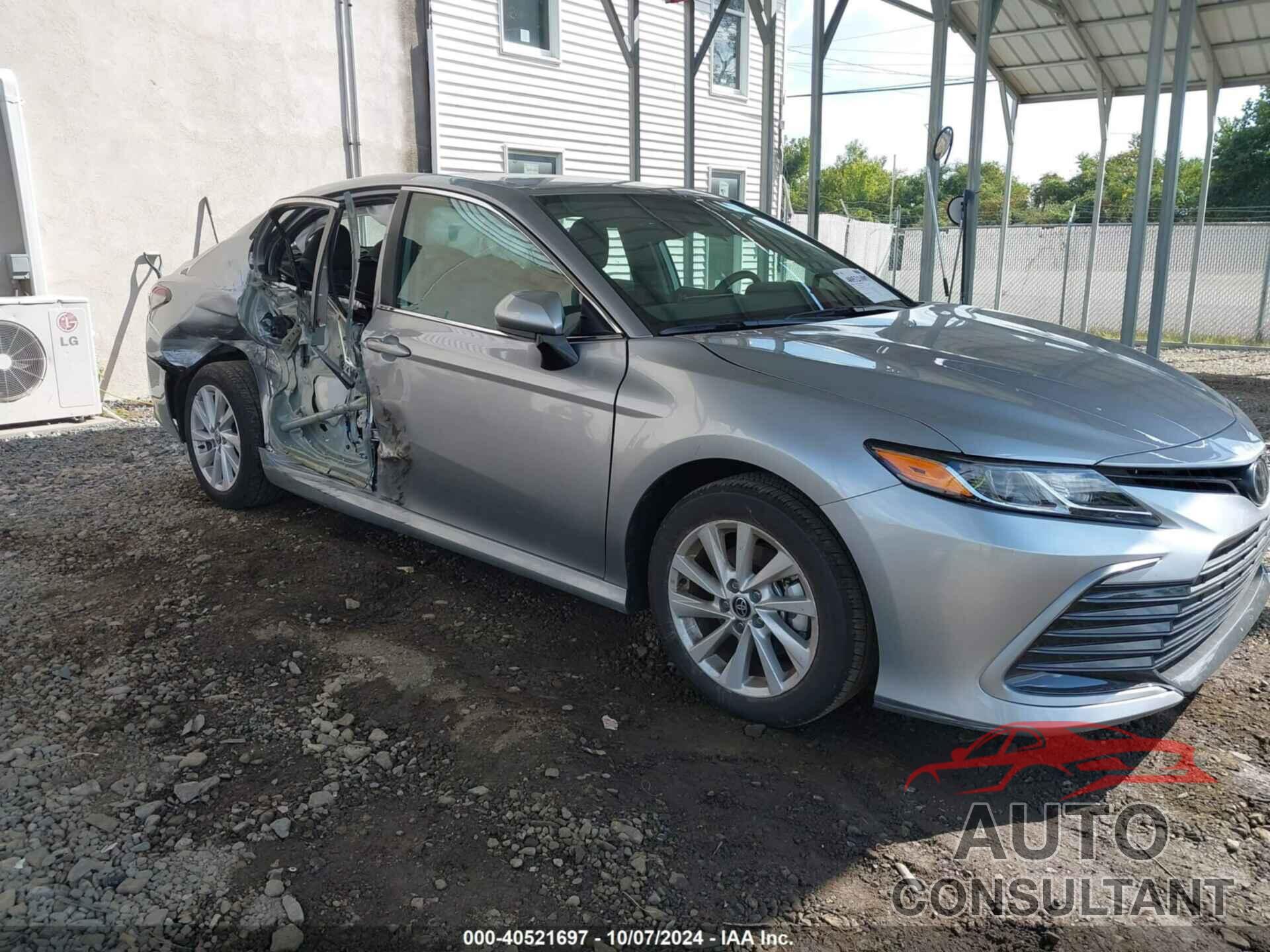 TOYOTA CAMRY 2024 - 4T1C11AK3RU896277