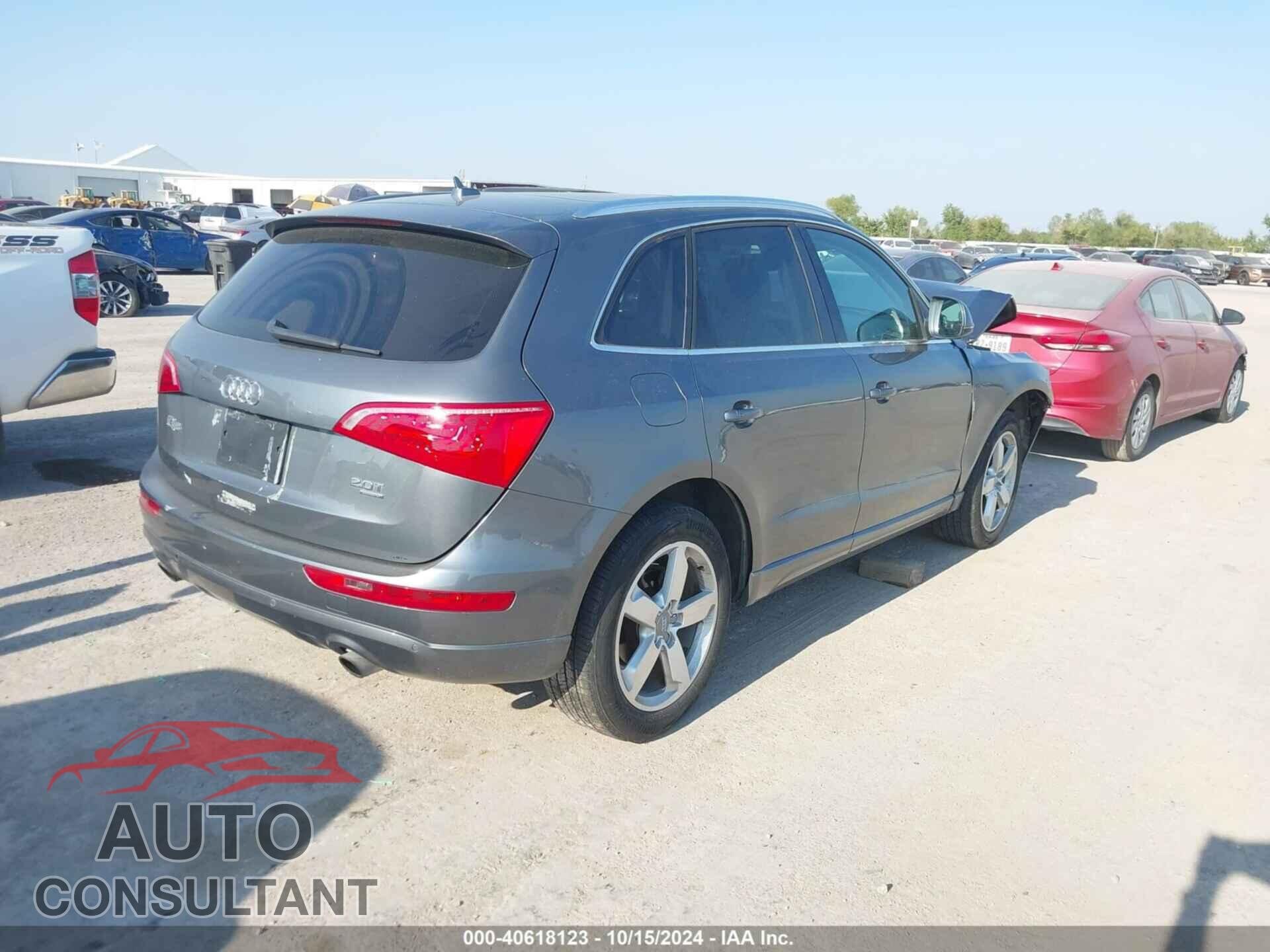 AUDI Q5 2012 - WA1LFAFP3CA020063