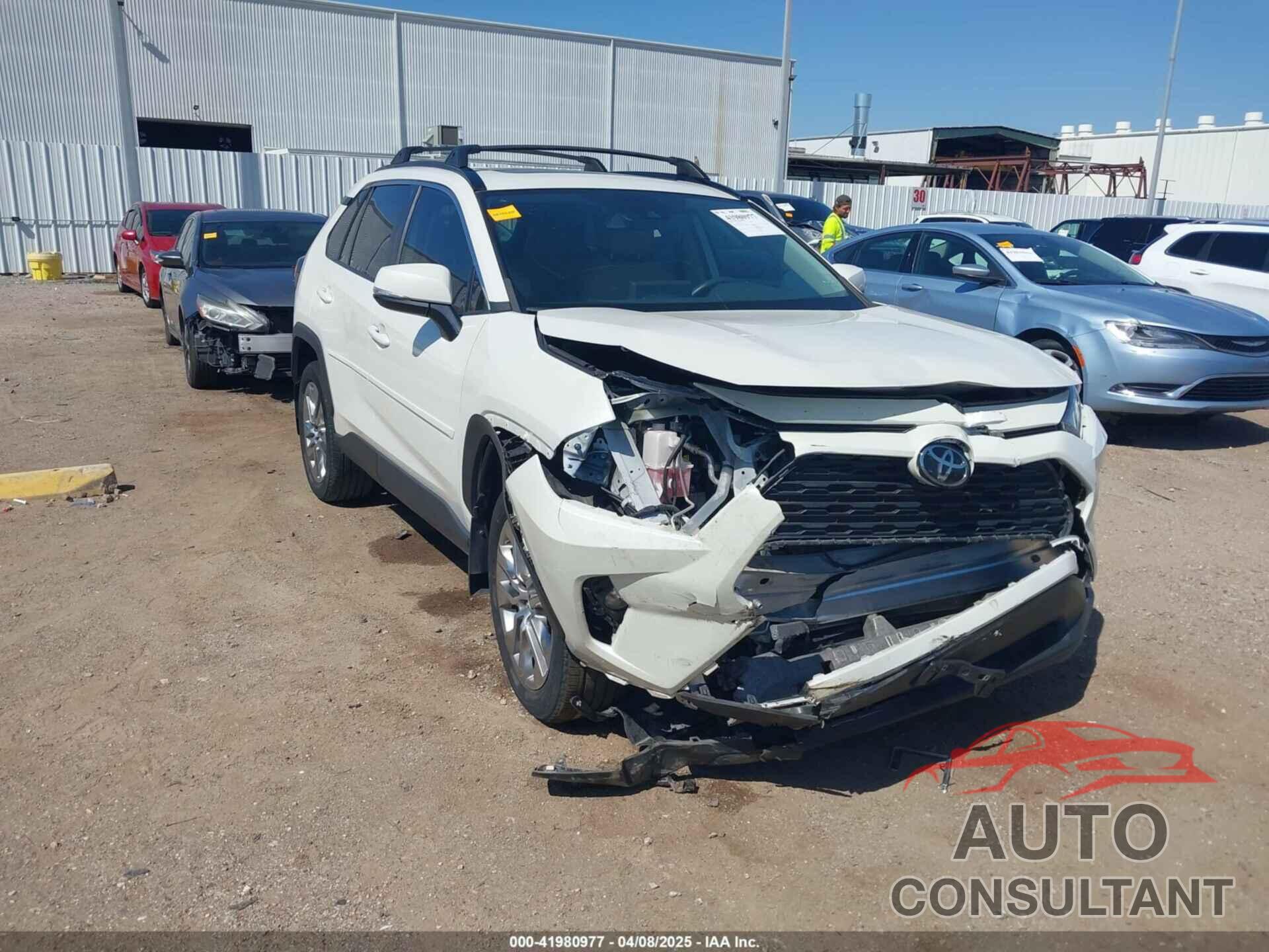 TOYOTA RAV4 2021 - 2T3C1RFV3MW182313