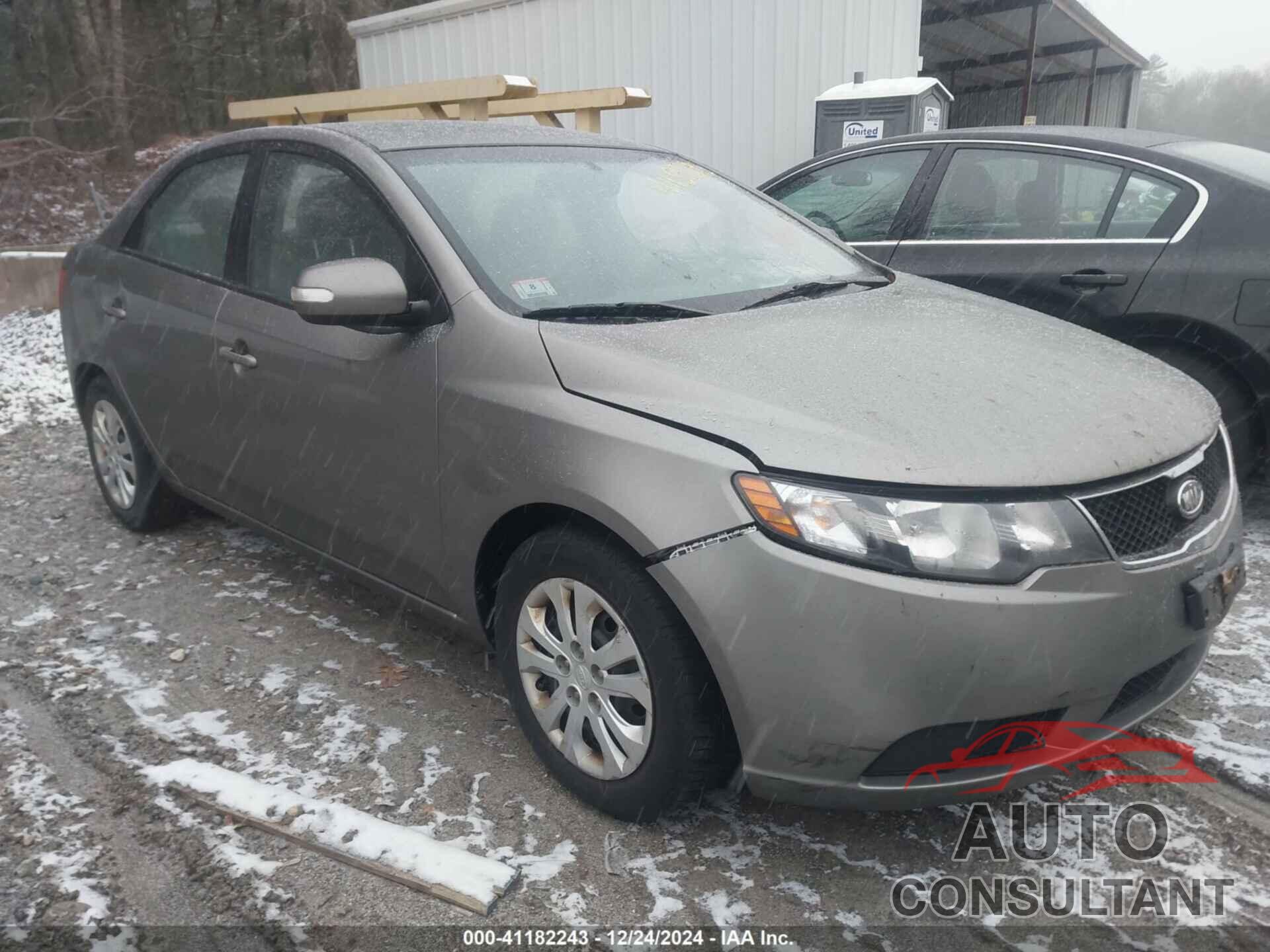 KIA FORTE 2010 - KNAFU4A28A5140174