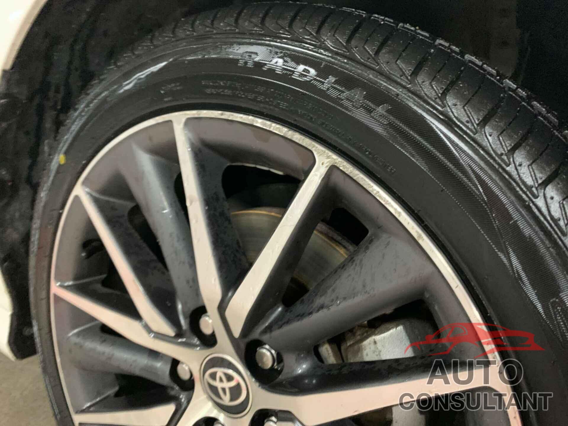 TOYOTA CAMRY 2021 - 4T1F31AK3MU567675