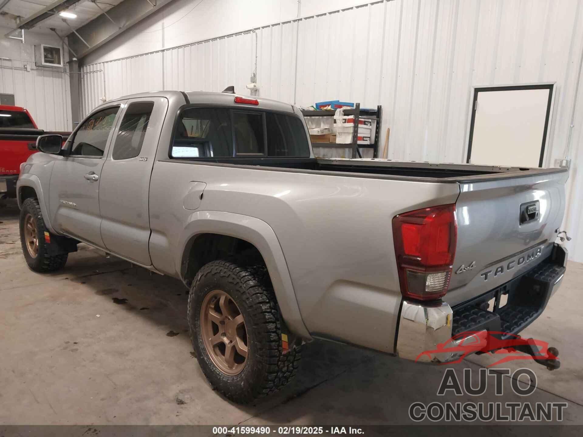 TOYOTA TACOMA 2019 - 5TFSZ5AN2KX170862