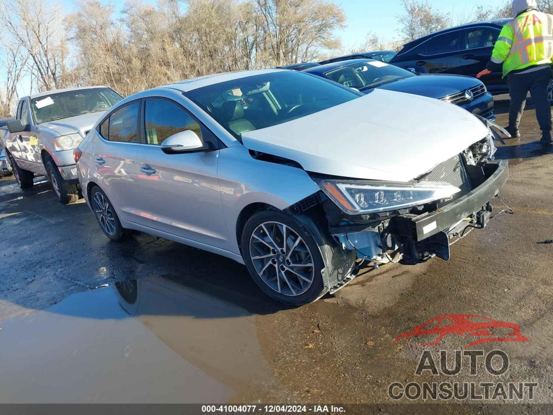 HYUNDAI ELANTRA 2020 - 5NPD84LF1LH517820