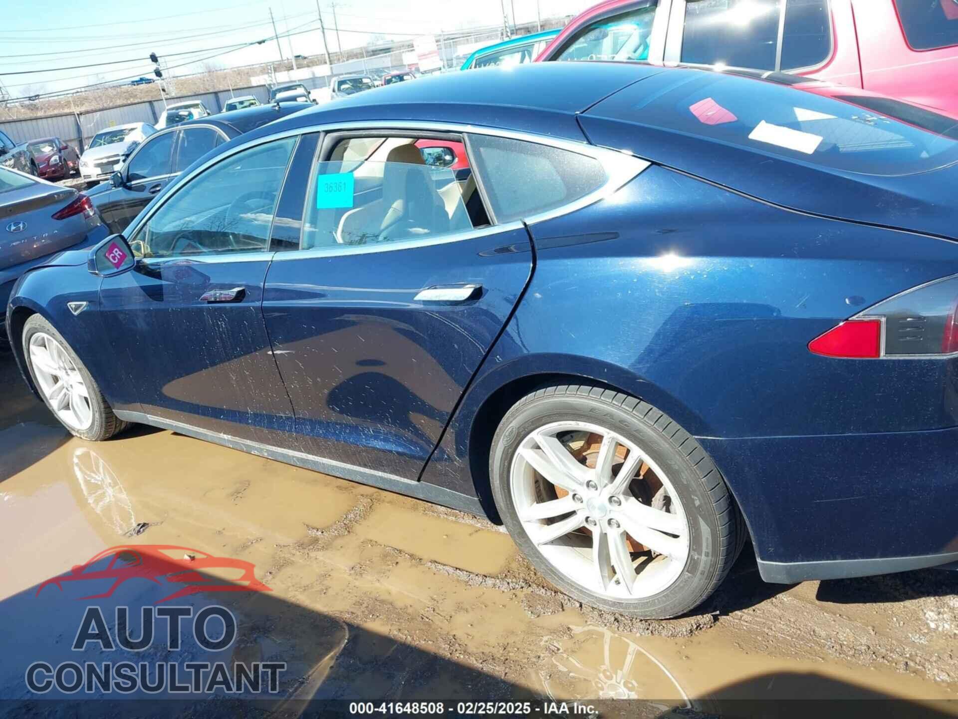 TESLA MODEL S 2013 - 5YJSA1CG2DFP14689