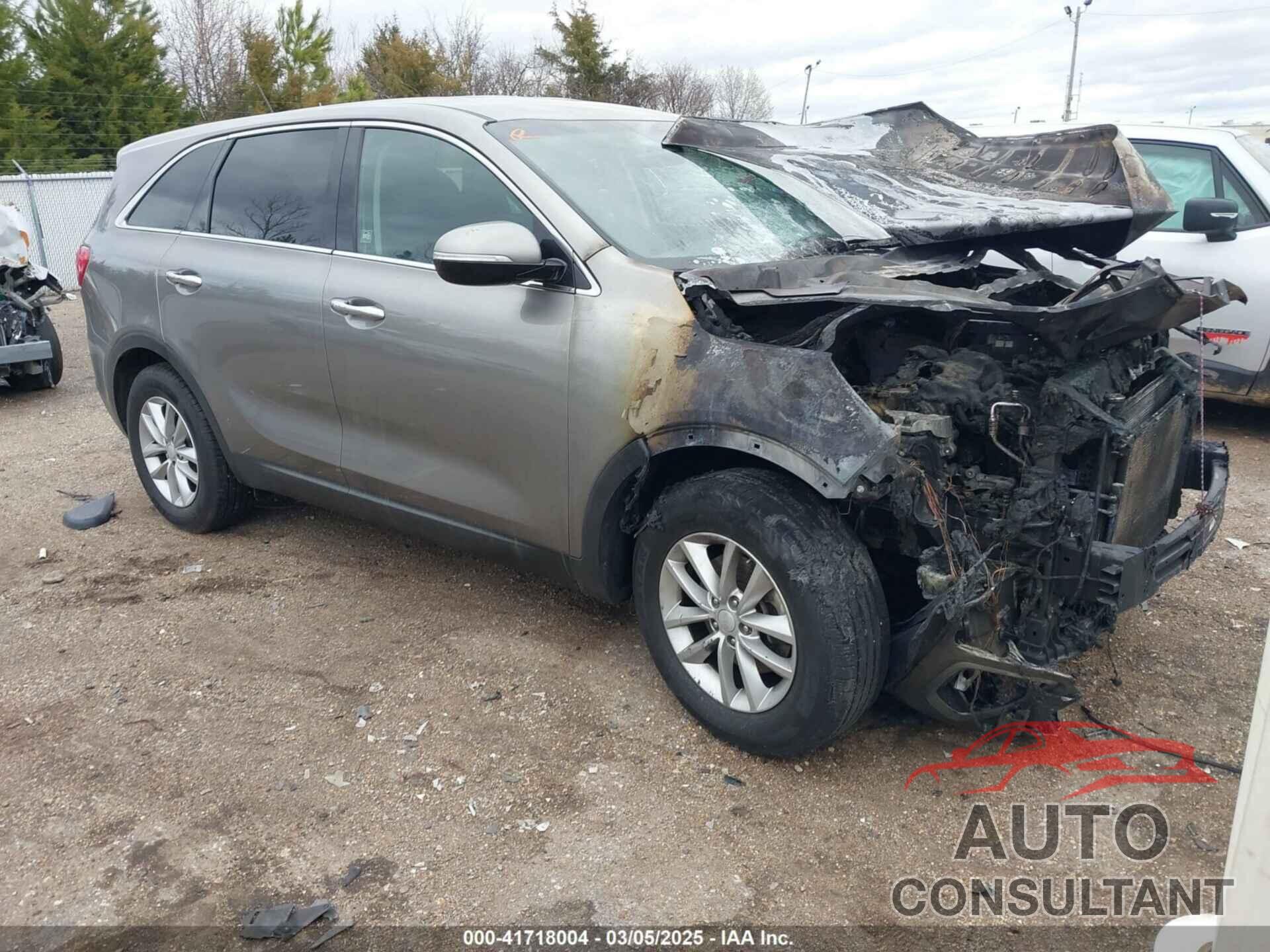 KIA SORENTO 2018 - 5XYPG4A32JG395997
