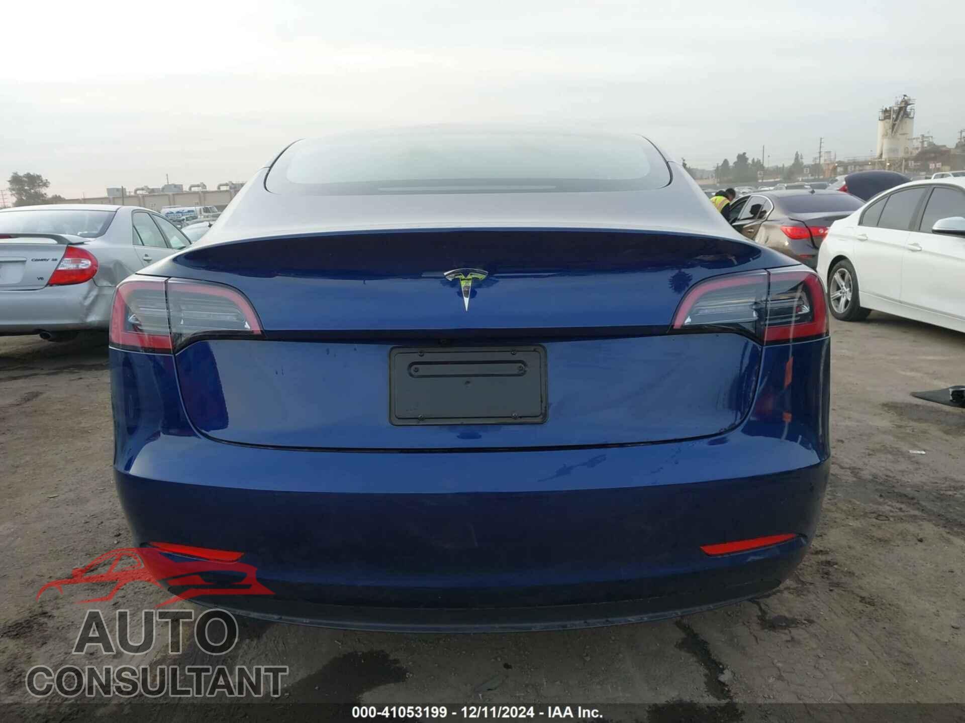 TESLA MODEL 3 2023 - 5YJ3E1EA4PF659829