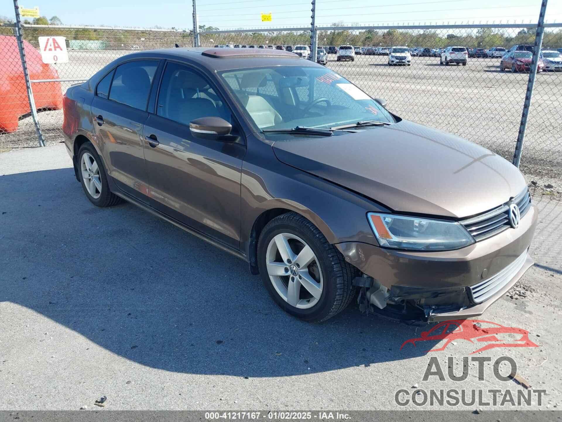 VOLKSWAGEN JETTA 2011 - 3VWLL7AJ2BM119038