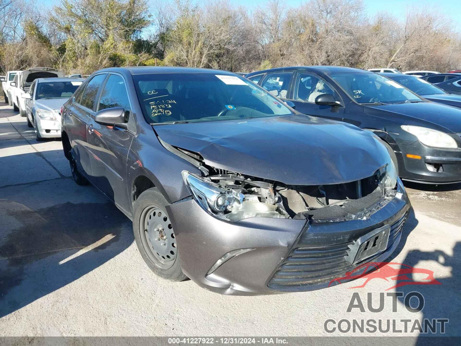 TOYOTA CAMRY 2015 - 4T4BF1FK1FR496936