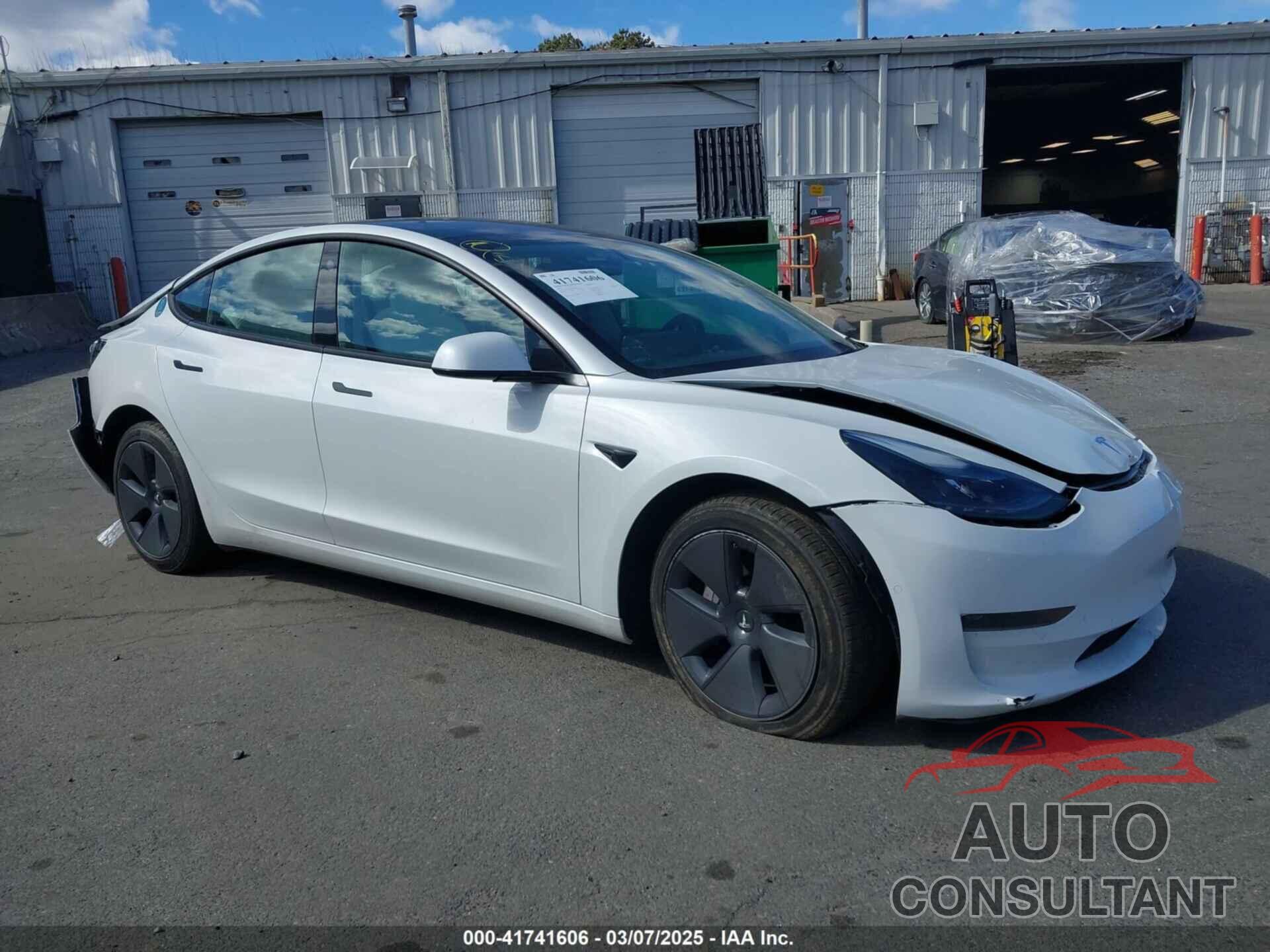 TESLA MODEL 3 2022 - 5YJ3E1EA4NF169940