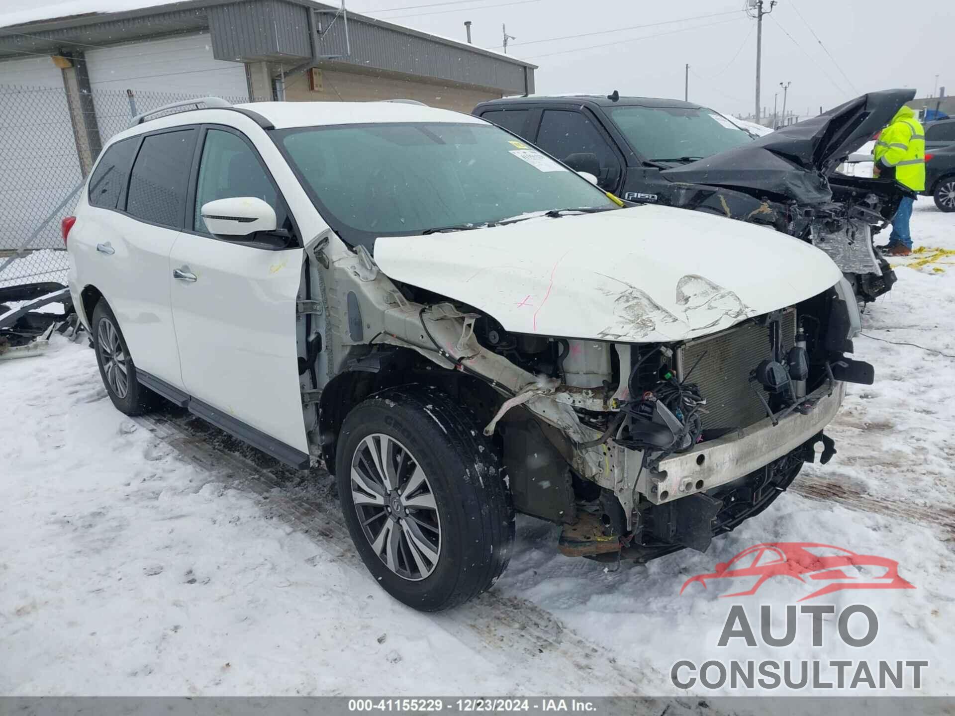 NISSAN PATHFINDER 2017 - 5N1DR2MM7HC624819