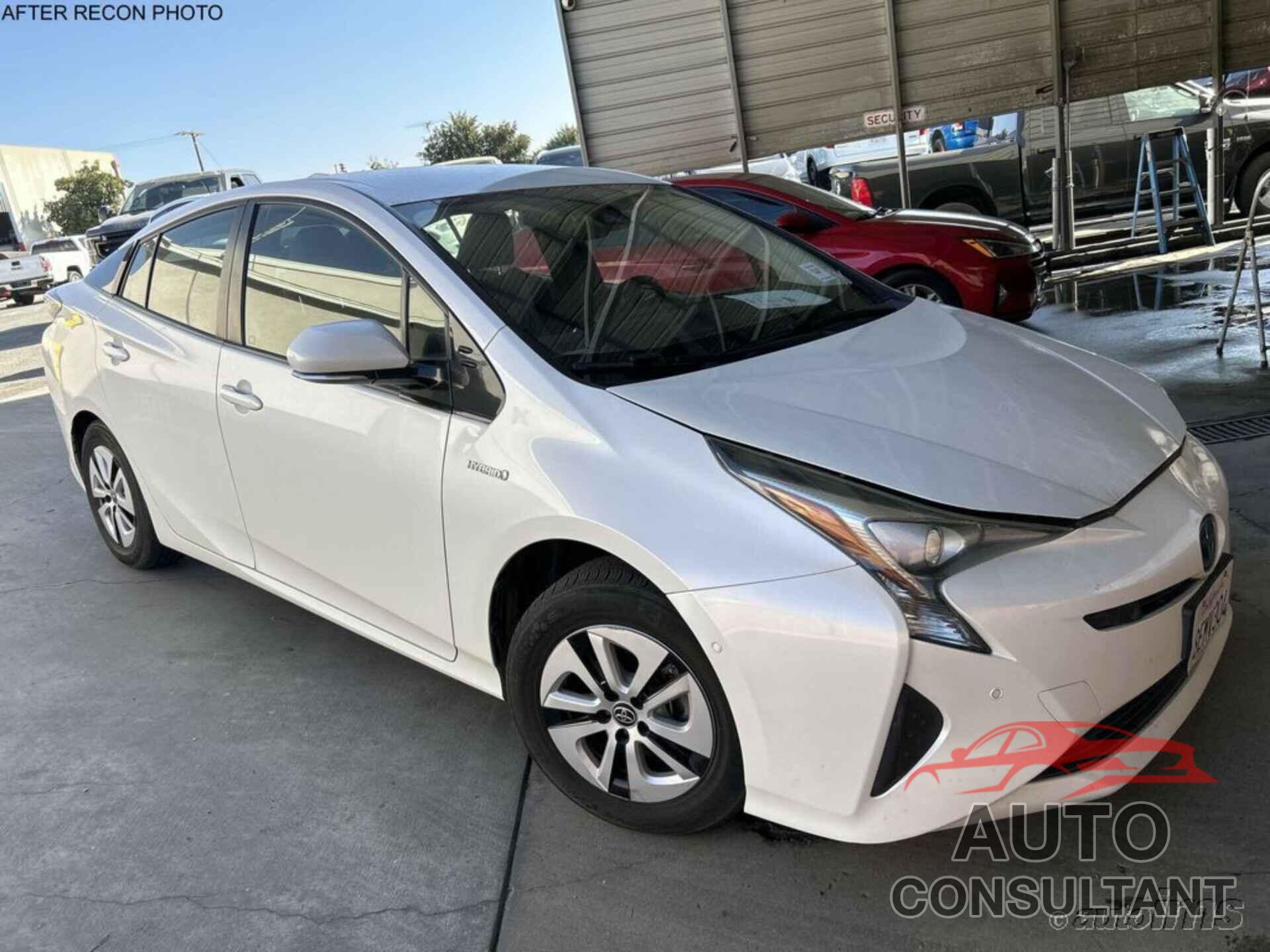 TOYOTA PRIUS 2018 - JTDKBRFU7J3065865