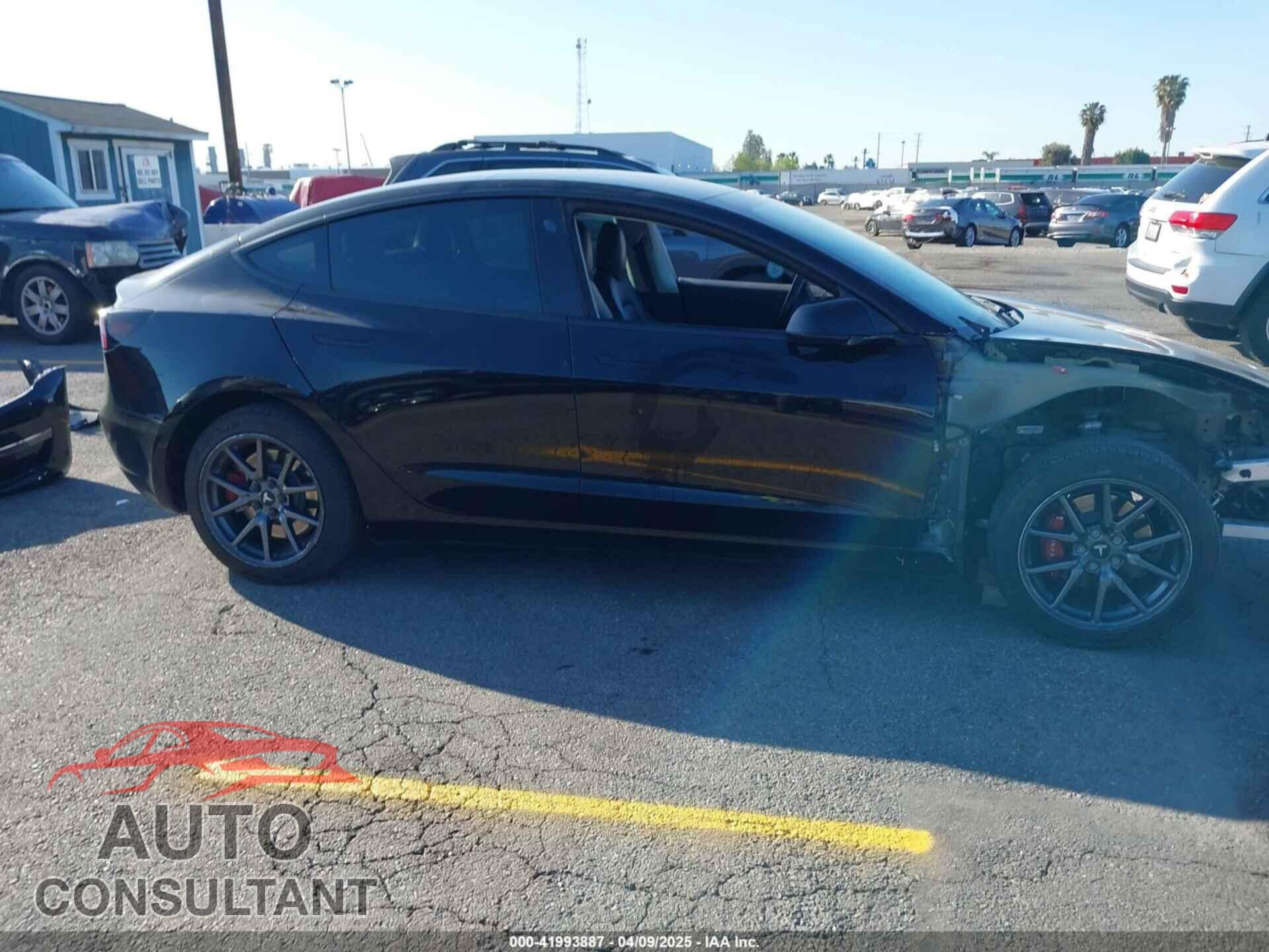 TESLA MODEL 3 2018 - 5YJ3E1EA5JF171948