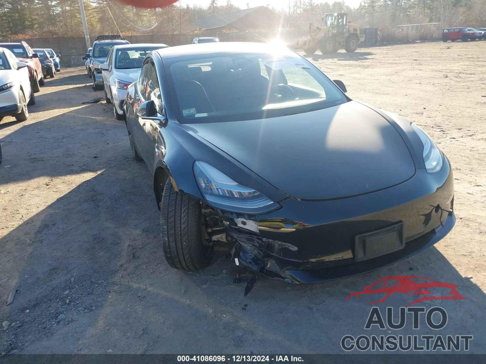 TESLA MODEL 3 2018 - 5YJ3E1EB7JF128057